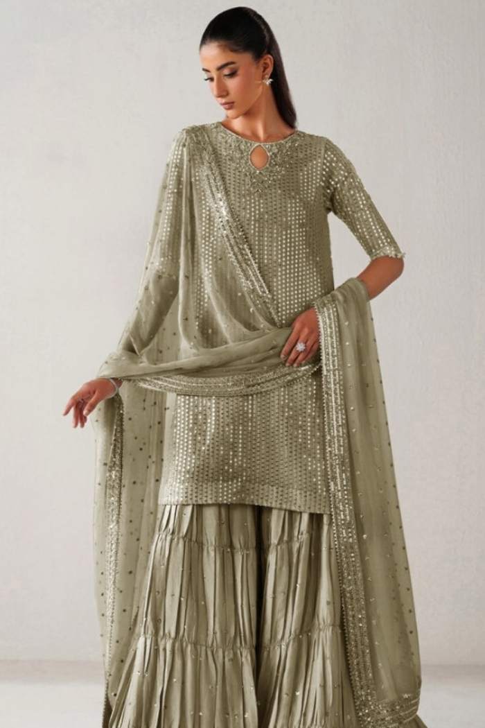 Baroque | Embroidered Chiffon | UF-4389-06