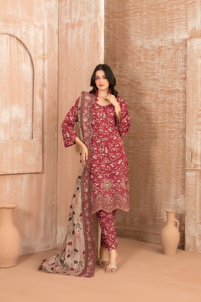 Tawakaal | Aabroo 3Pcs Embroidered Khaddar Winter suiting | D-5641
