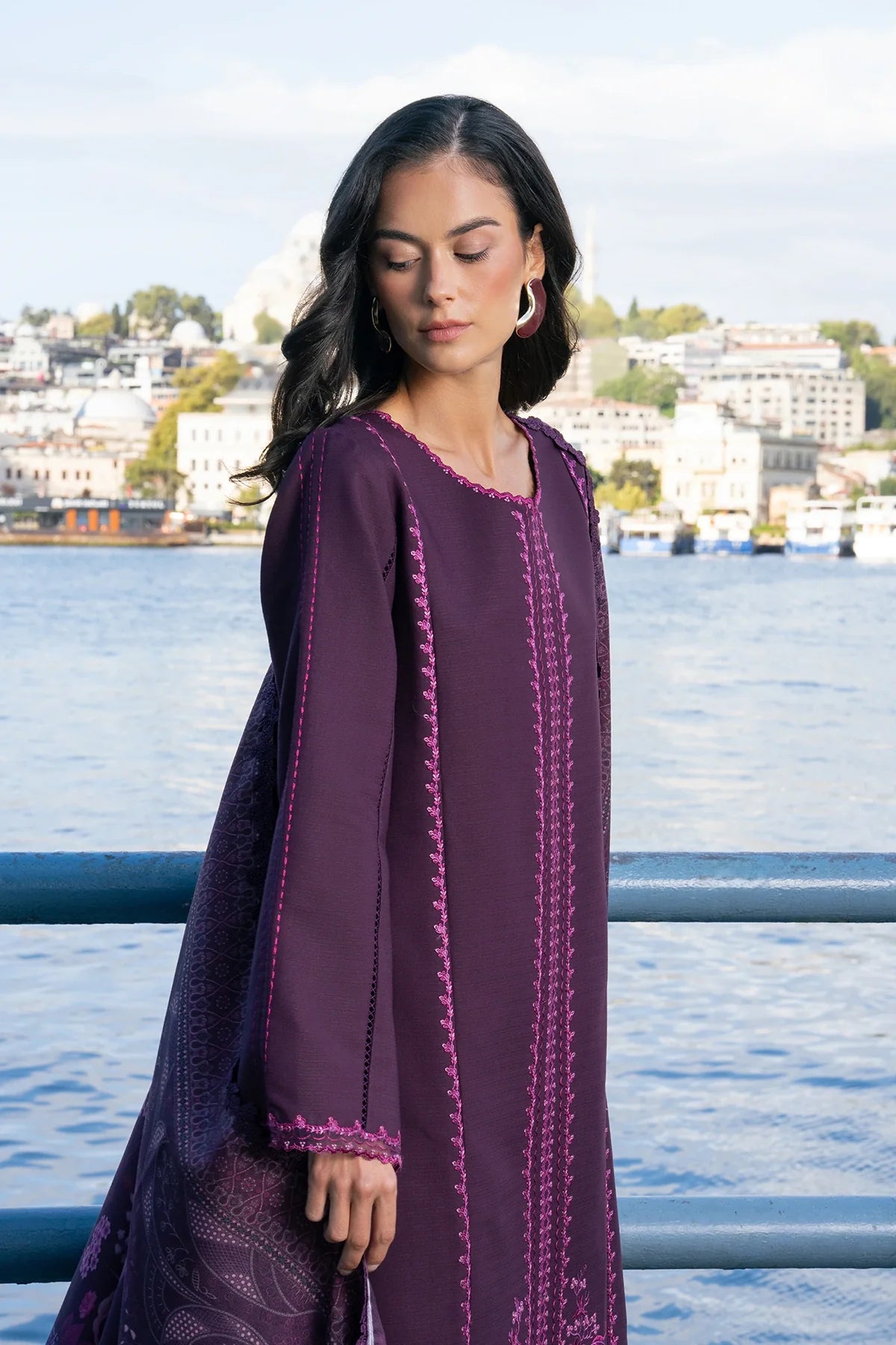 Rang Rasiya | Meet Me in Istanbul Khaddar Winter | Mauve