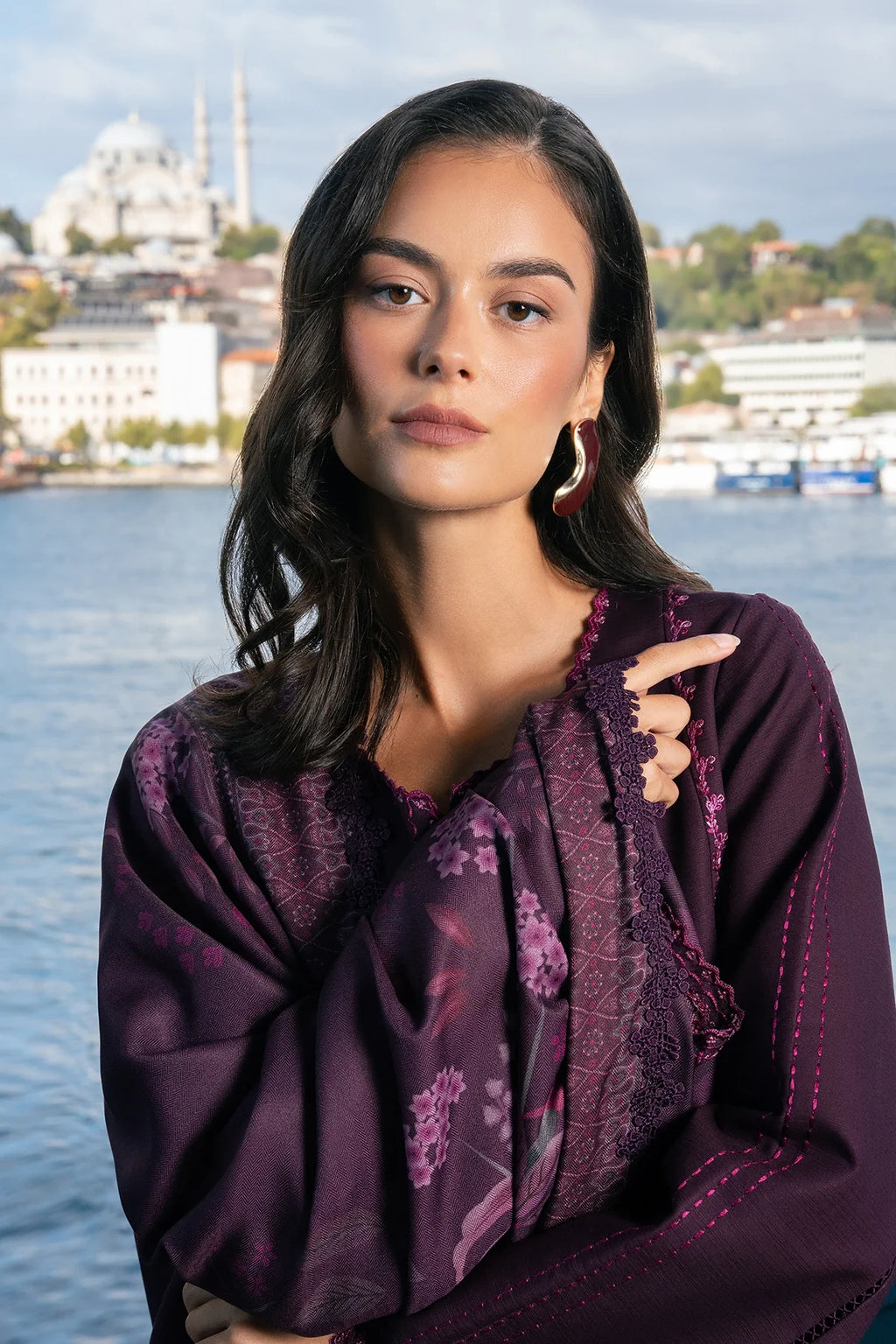 Rang Rasiya | Meet Me in Istanbul Khaddar Winter | Mauve