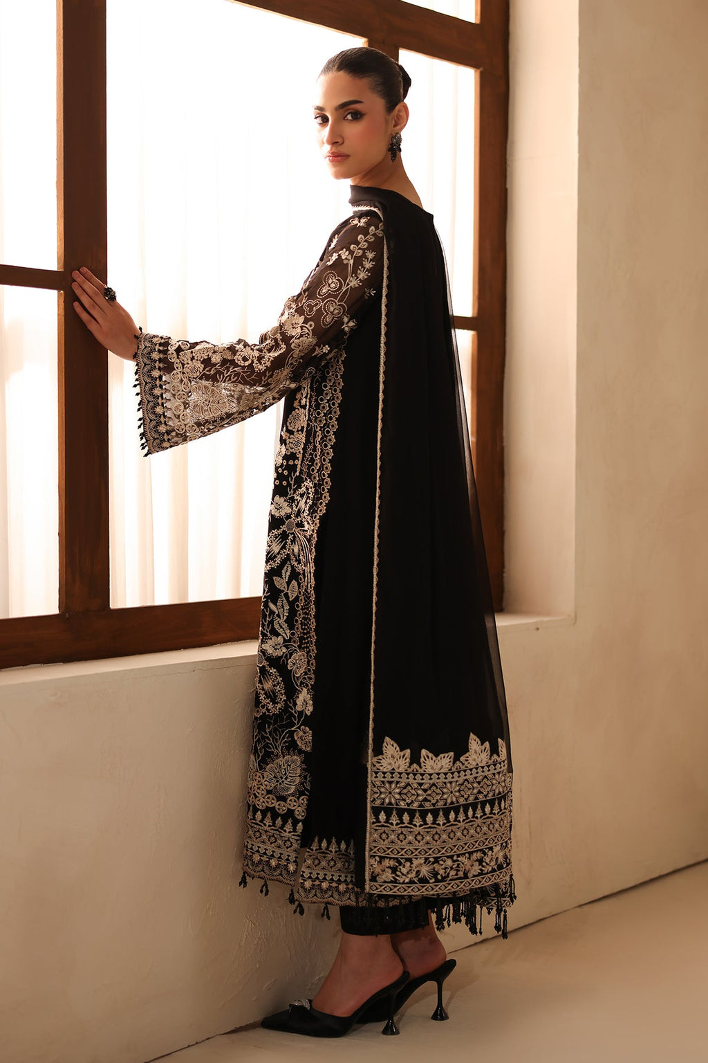 Baroque | EMBROIDERED CHIFFON | UF-4490