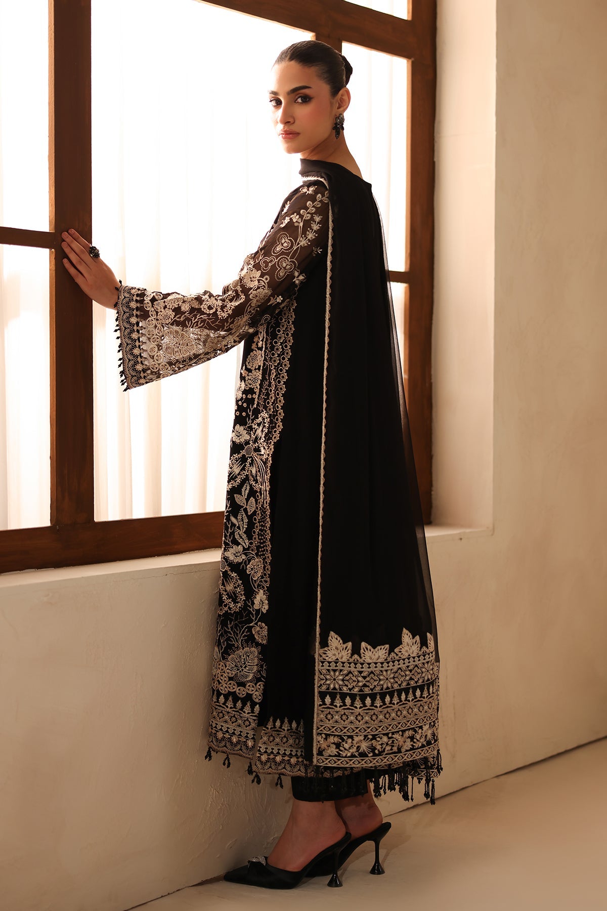 Baroque | EMBROIDERED CHIFFON | UF-4490