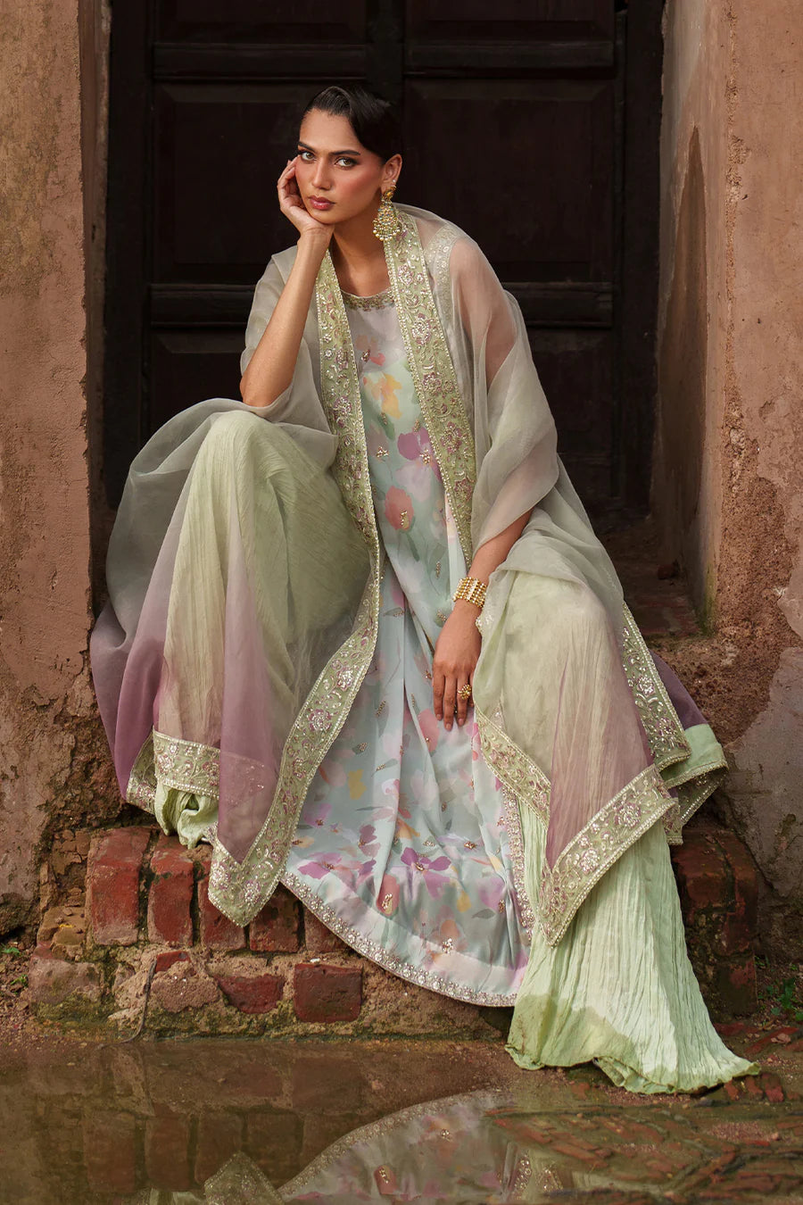 IZNIK | FESTIVE | UE-549
