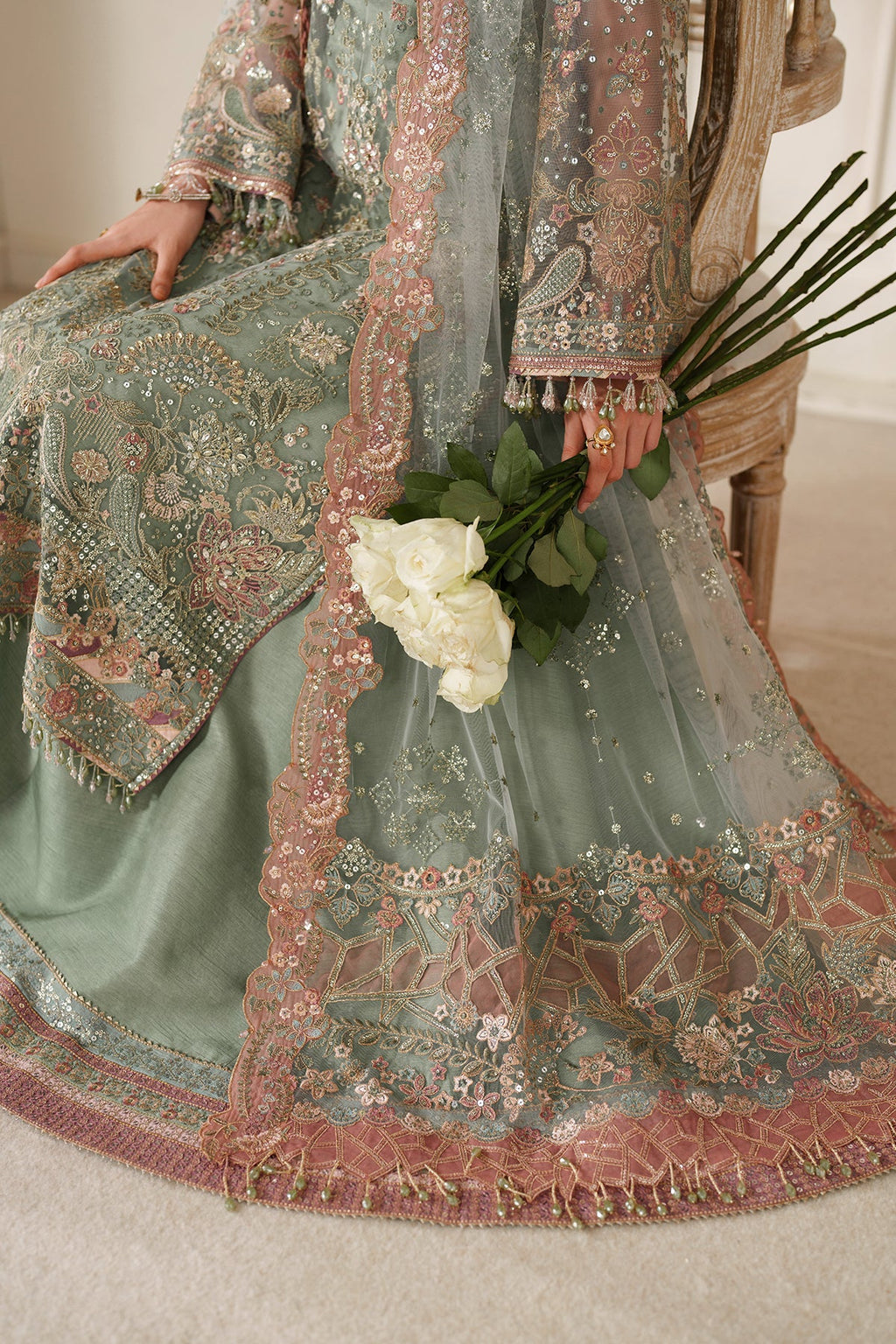 Baroque | EMBROIDERED NET | CH14-06