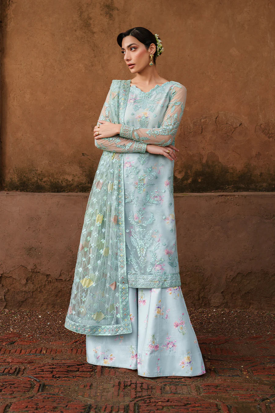 IZNIK | FESTIVE | UE-535