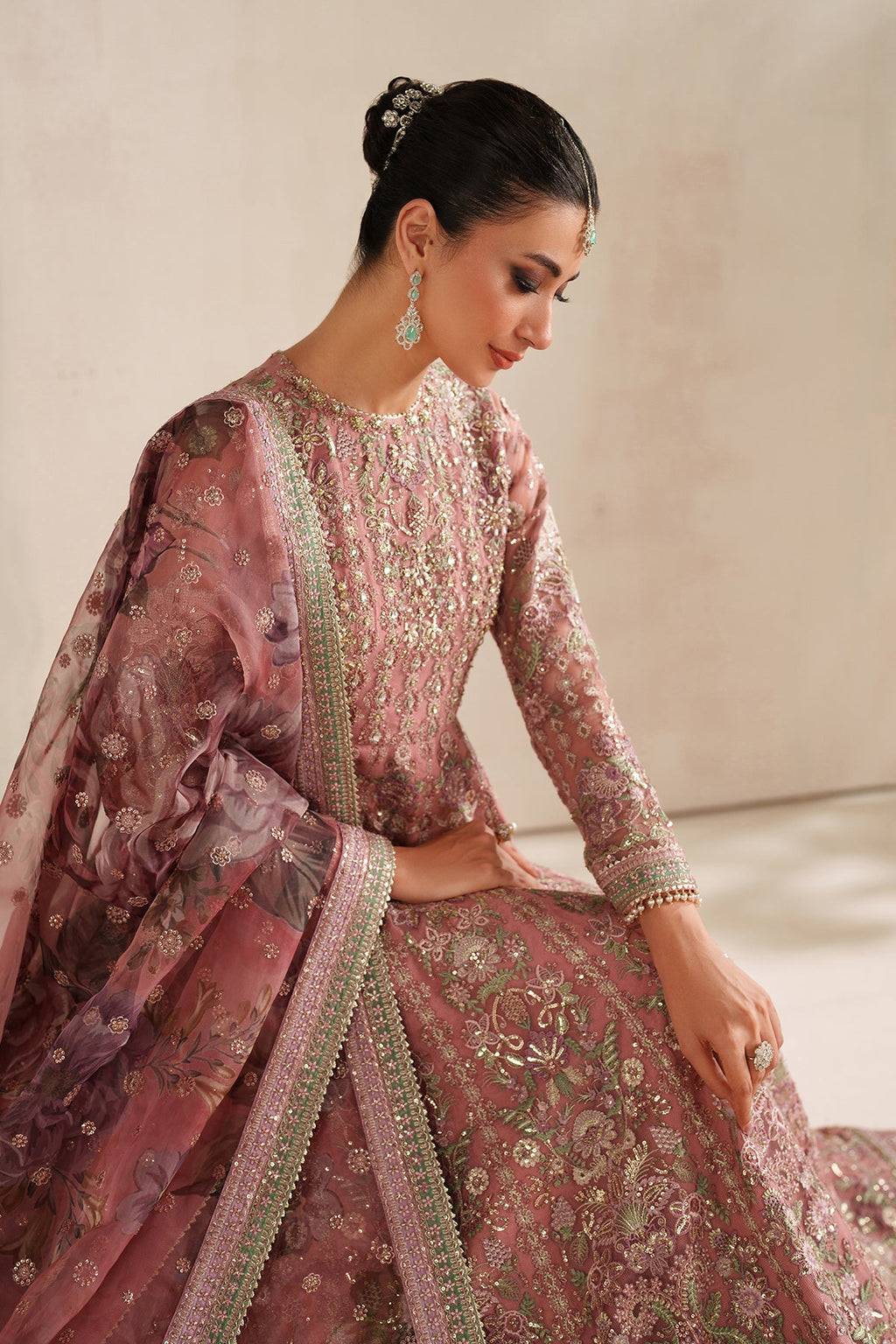 Baroque | EMBROIDERED NET | UF-4377