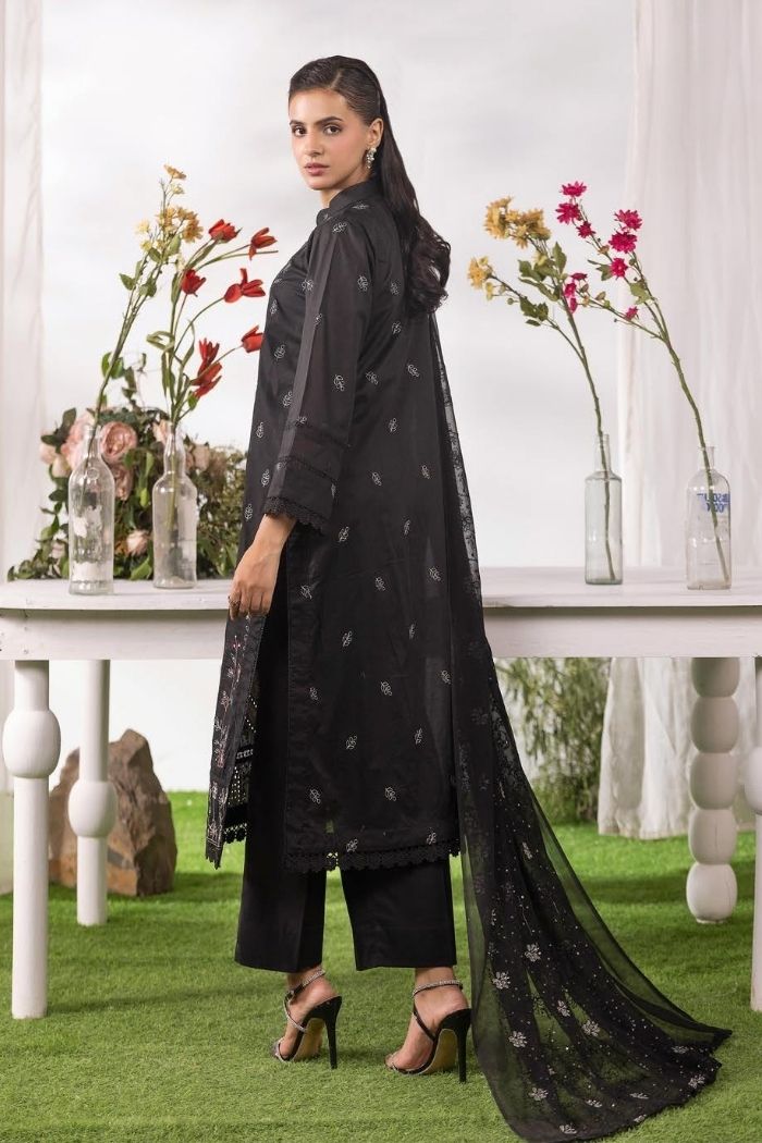 Riaz Arts | Mahees - Aiza Lawn | RA-M-A-06