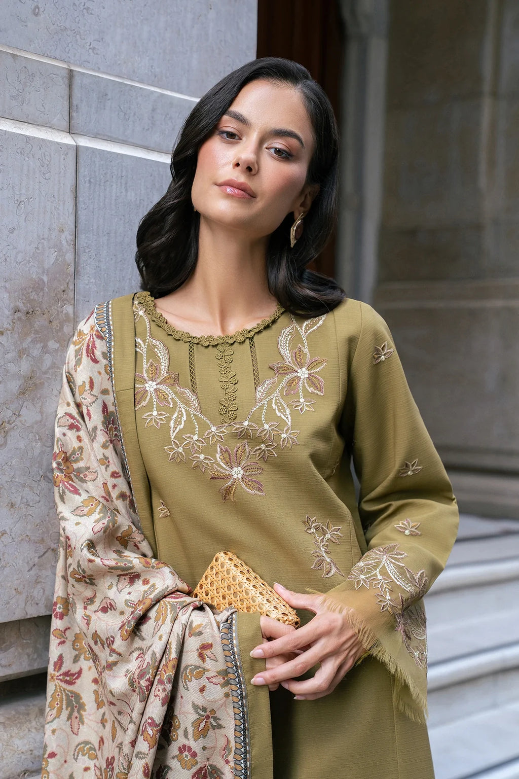 Rang Rasiya | Meet Me in Istanbul Khaddar Winter | Eden