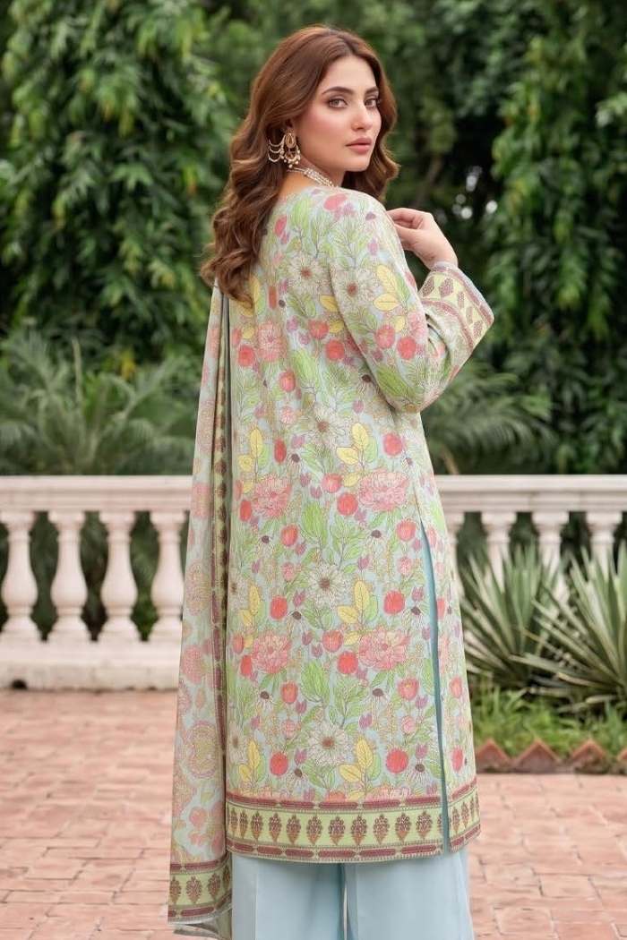 Mushaim | 3 Pc Lawn VOL 8 | M8-06