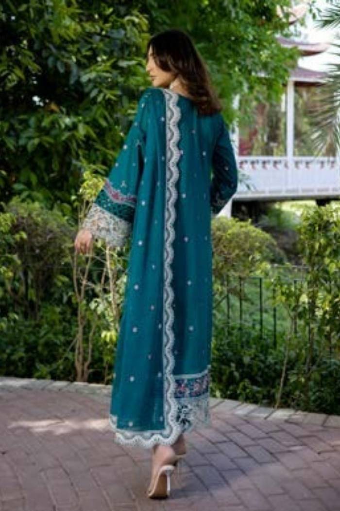 Raeesa | Amani Luxury Lawn | ZARIA