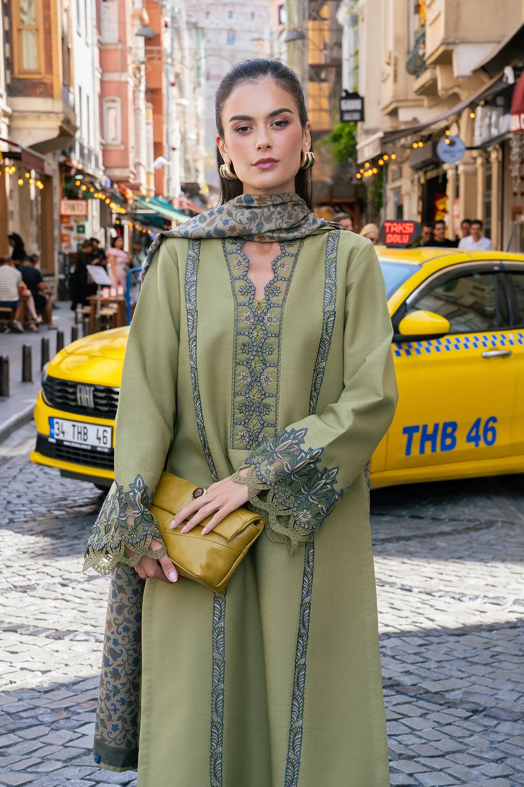 Rang Rasiya | Meet Me in Istanbul Khaddar Winter | Willow