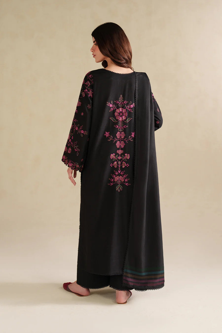 IZNIK | WINTER | UE-585