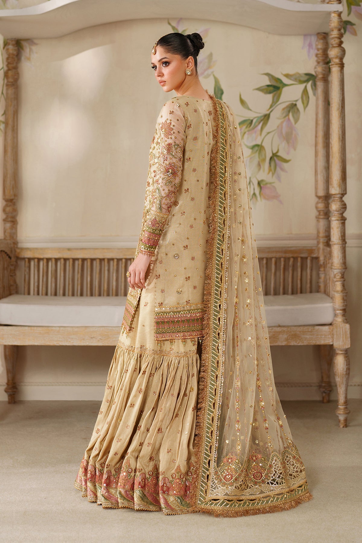 Baroque | EMBROIDERED NET | CH14-02