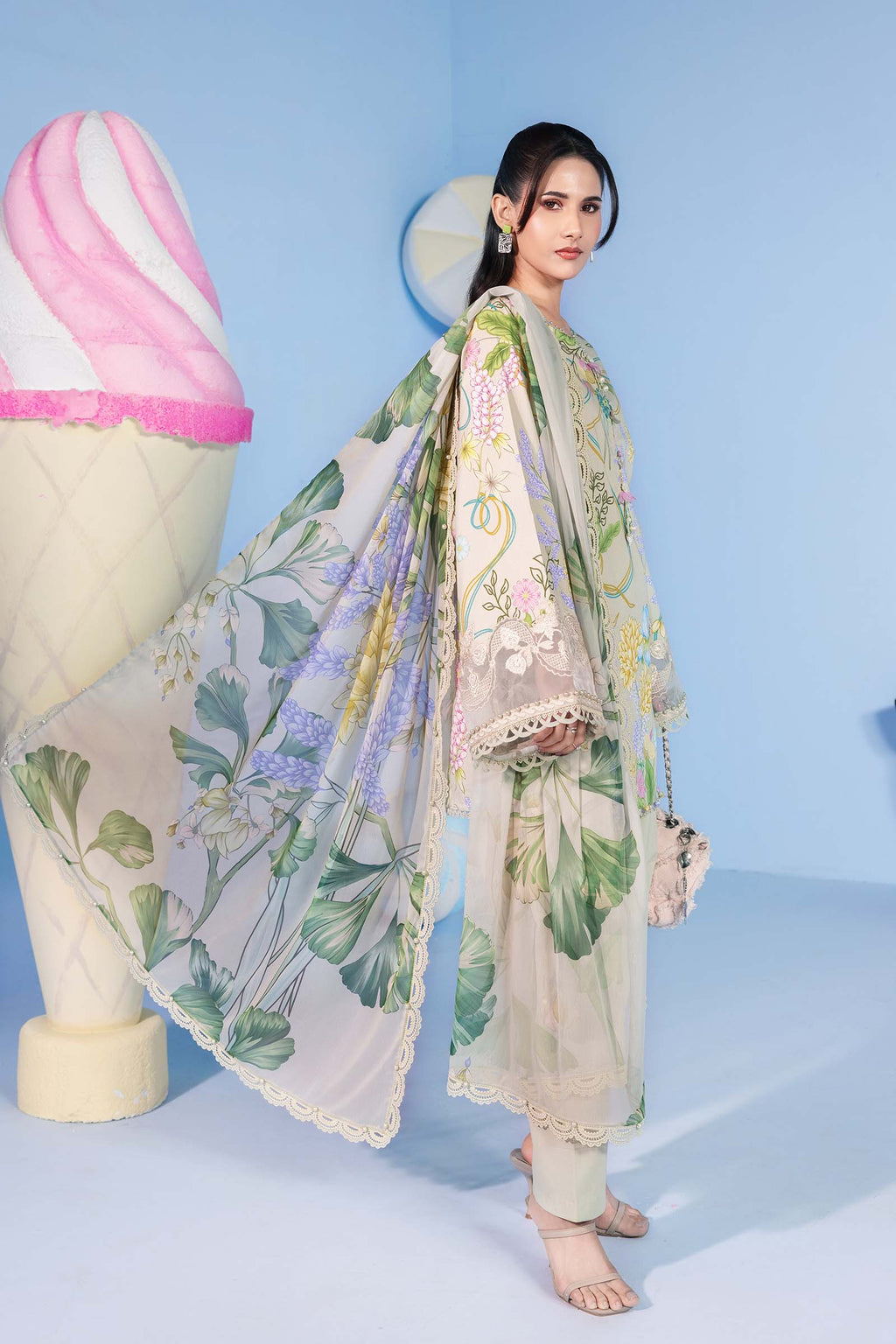 MARIA B | 3 Pc Unstitched Embroidered Lawn Suit | MB-CUSV13-13A
