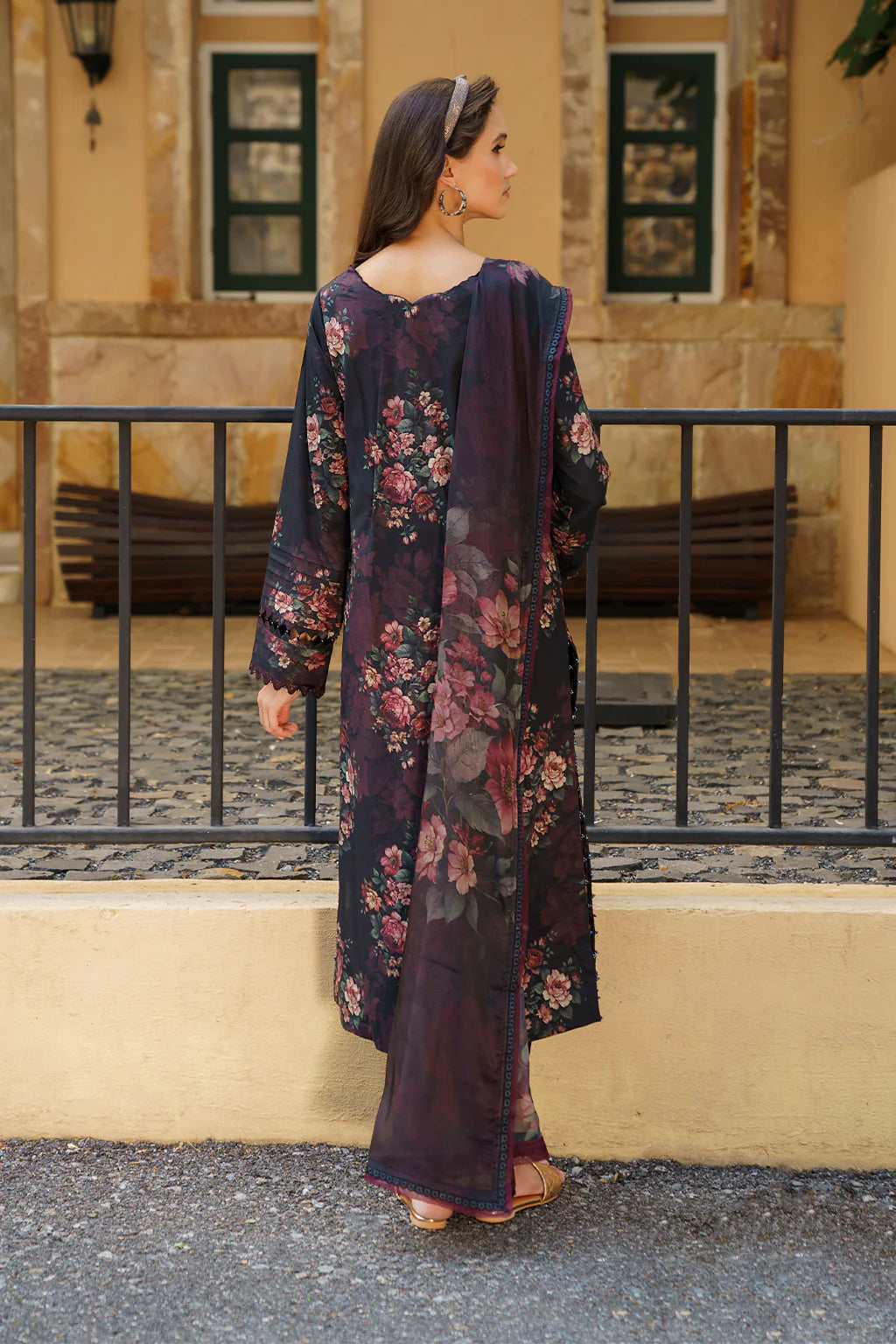 Iznik | Online Exclusive Lawn | UE-214