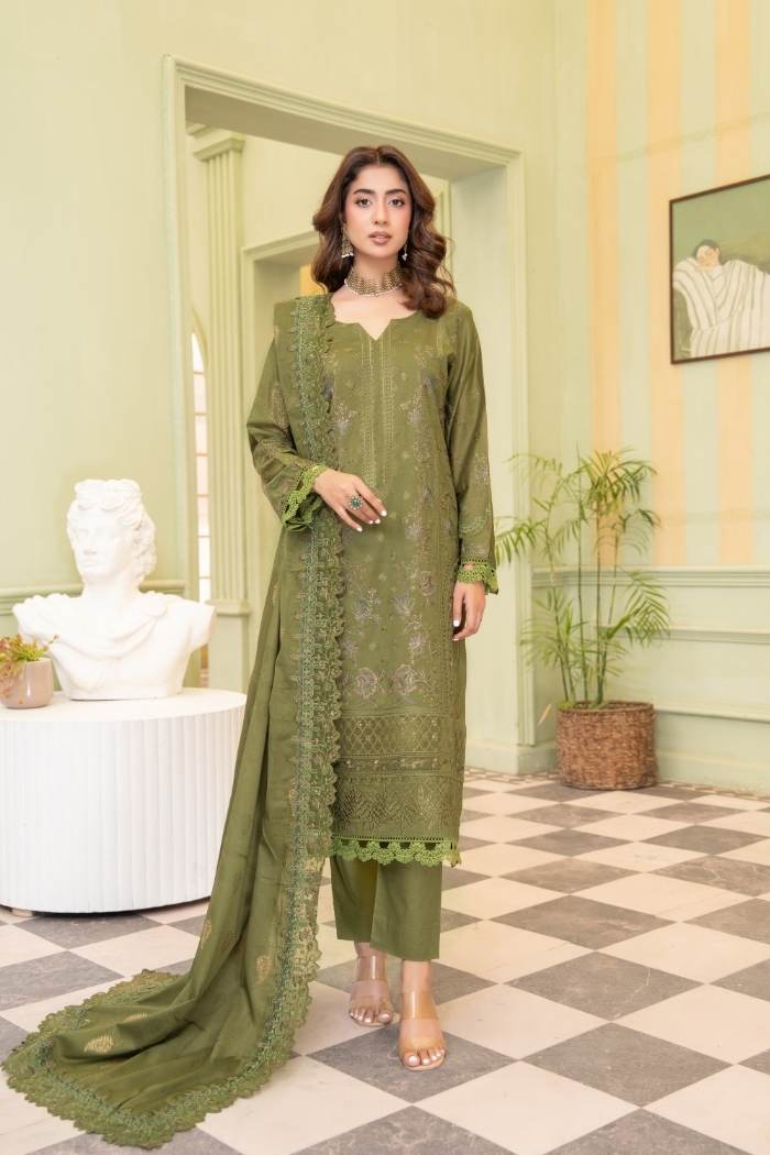 Riaz Arts | Namoos Lawn | RA-N-07