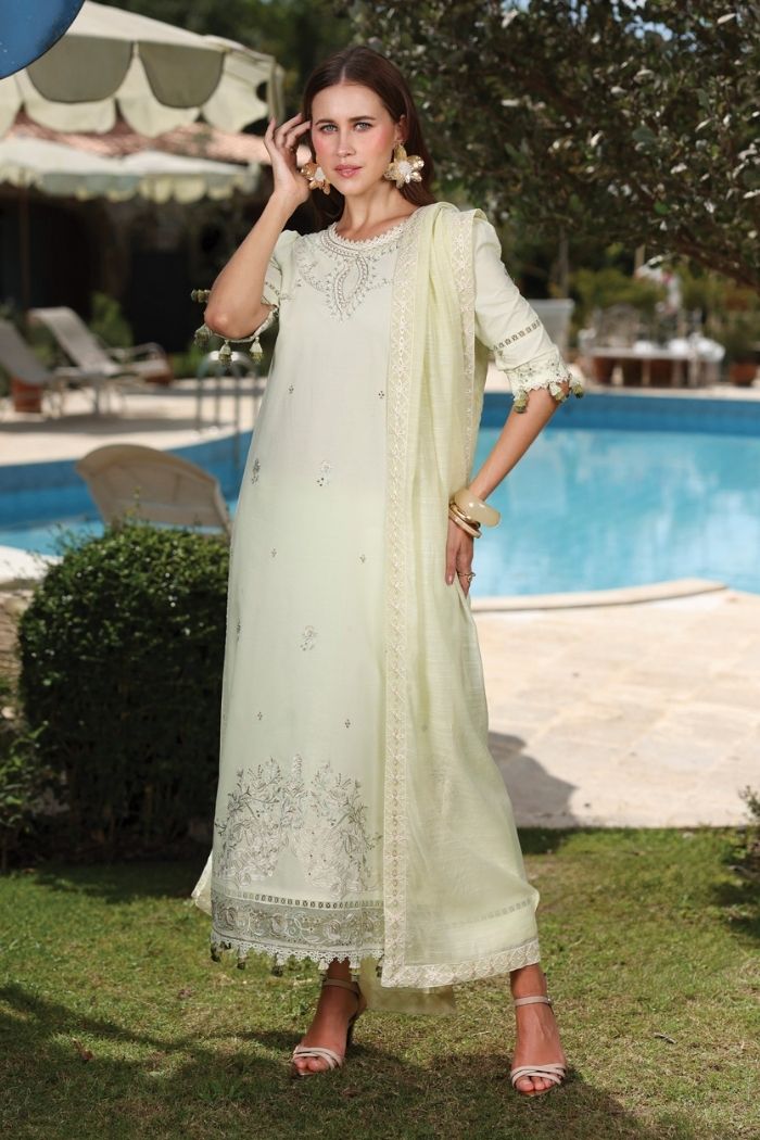 Rang rasiya | Raaya Luxury Embroidered Lawn | Isla