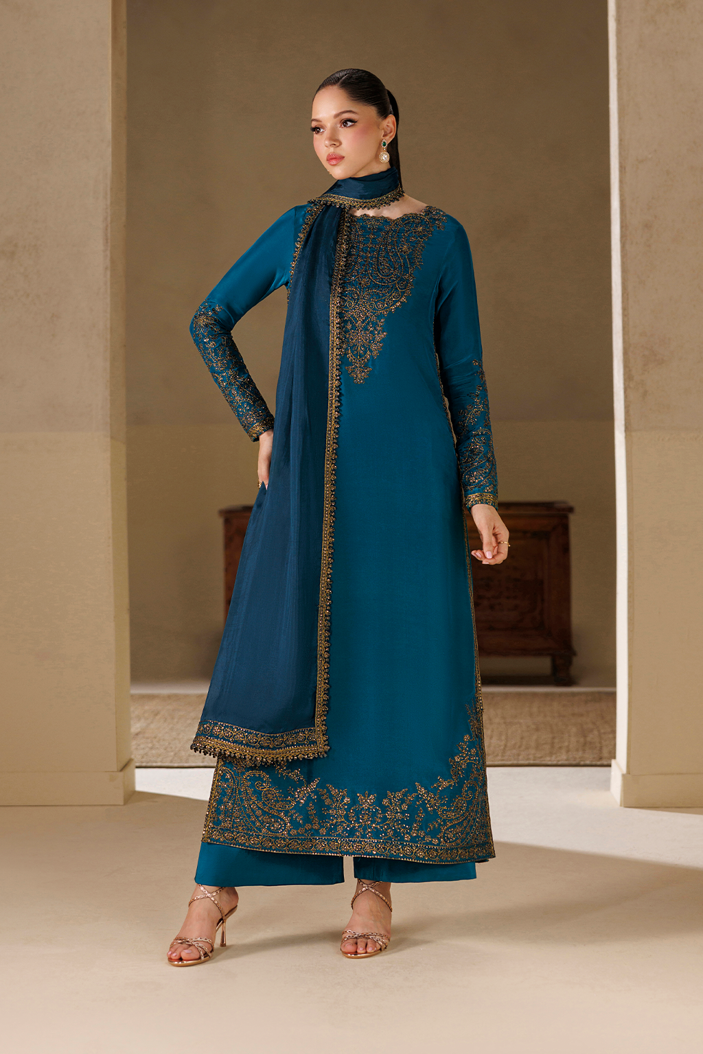 Iznik | Formals 26 Embroidered Ramen Silk | UE-731