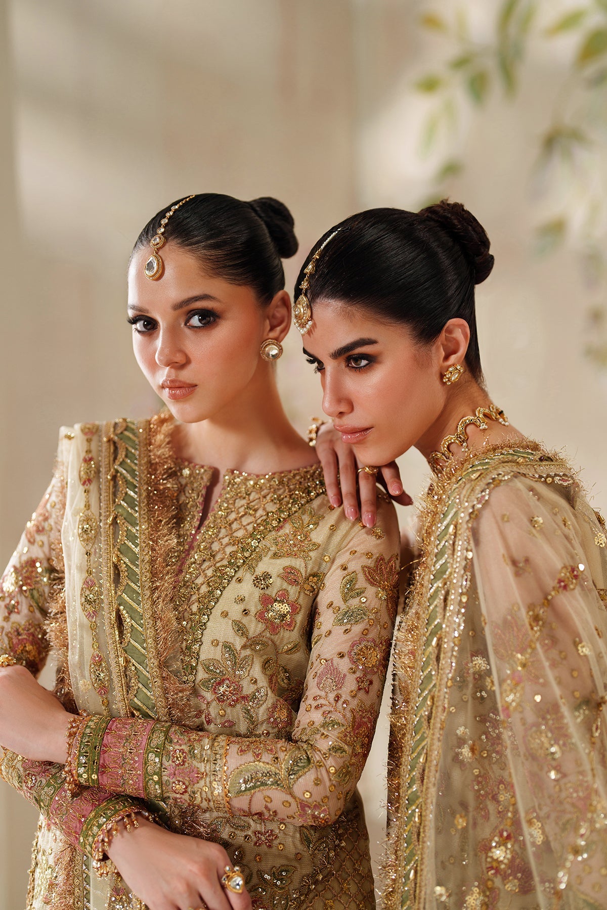 Baroque | EMBROIDERED NET | CH14-02