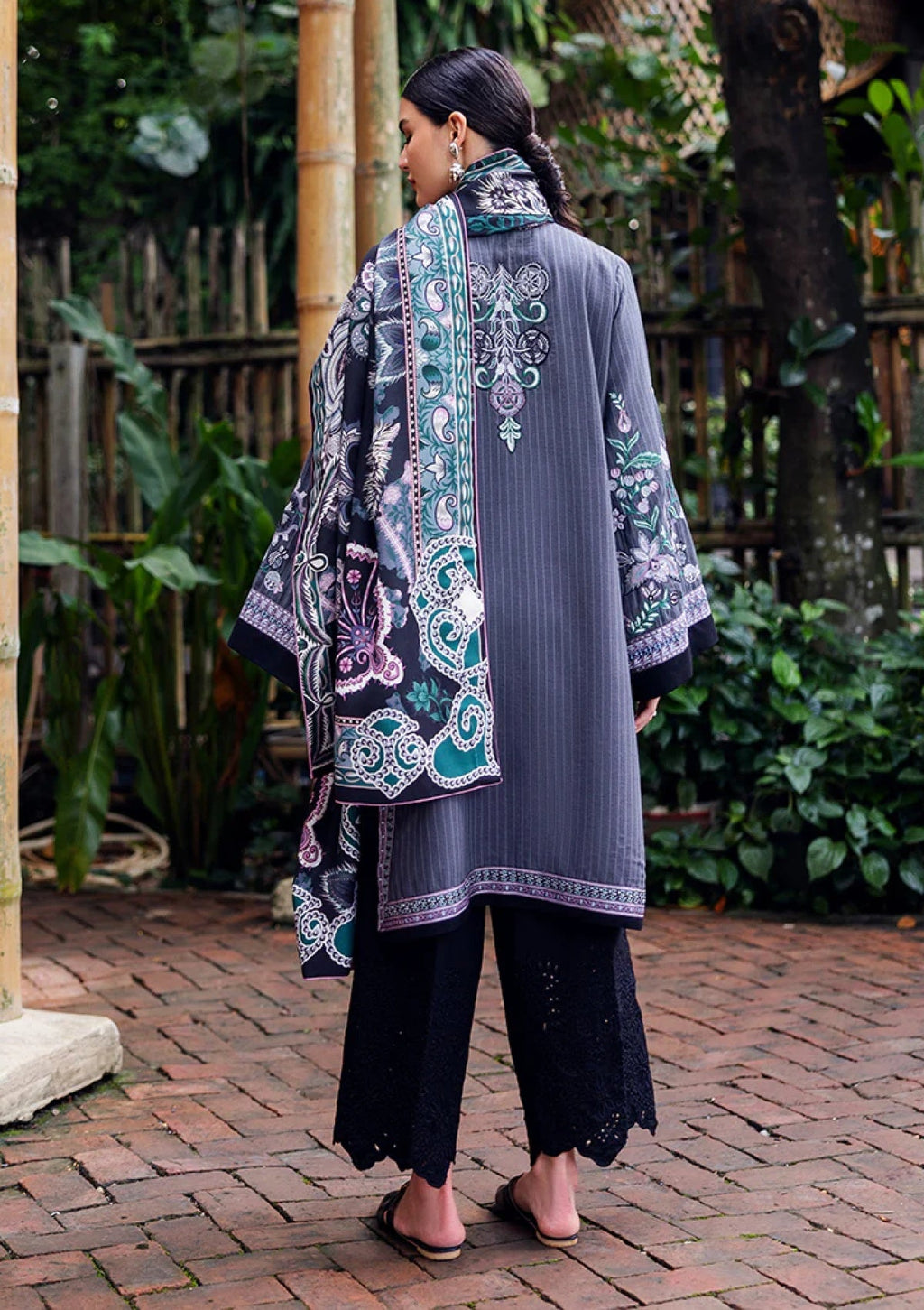Mushq | Hemline Symphony Karandi Edit 25 | HUN#205 - Silver Mist