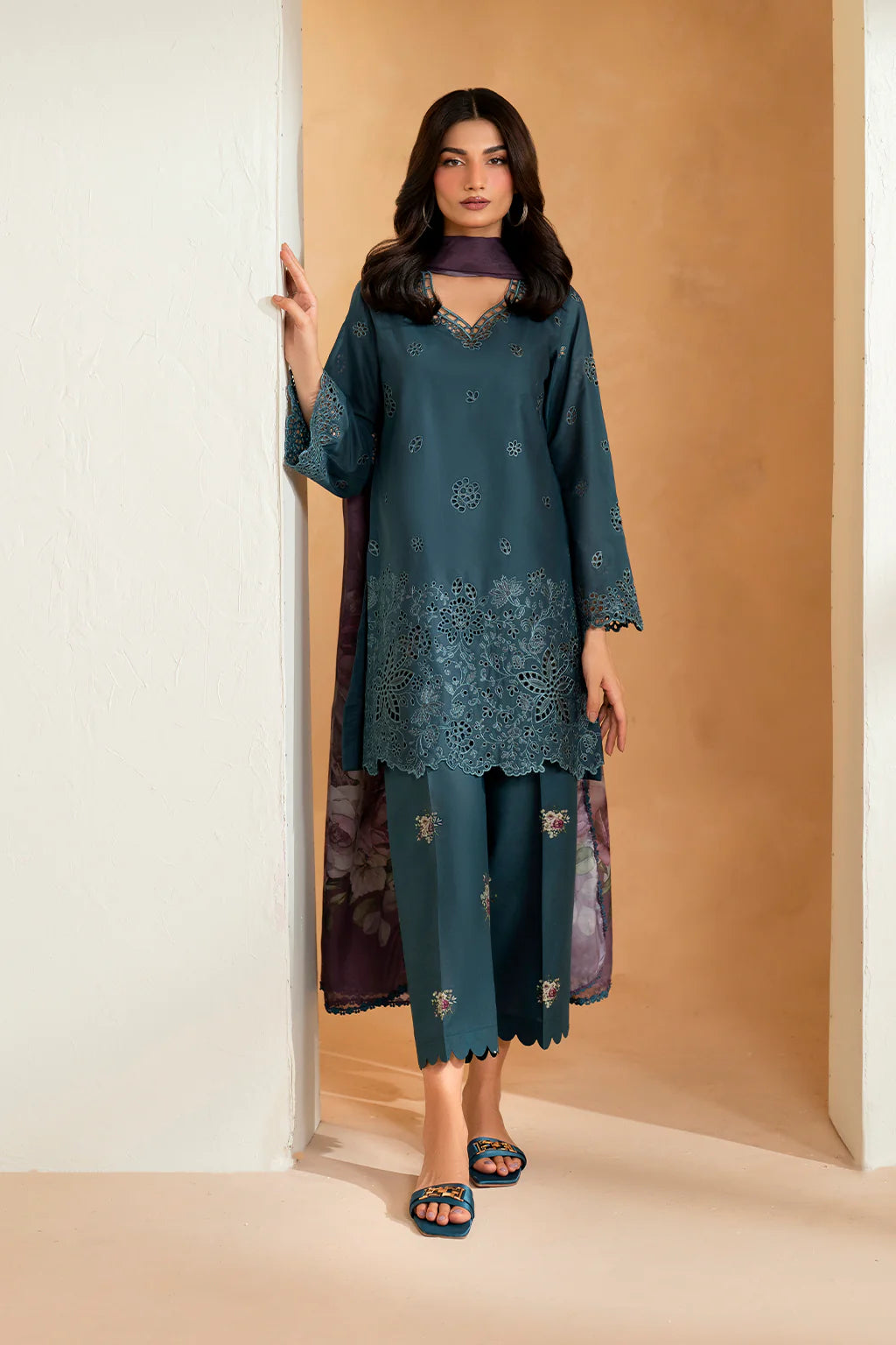 Iznik | Online Exclusive Lawn | UE-474