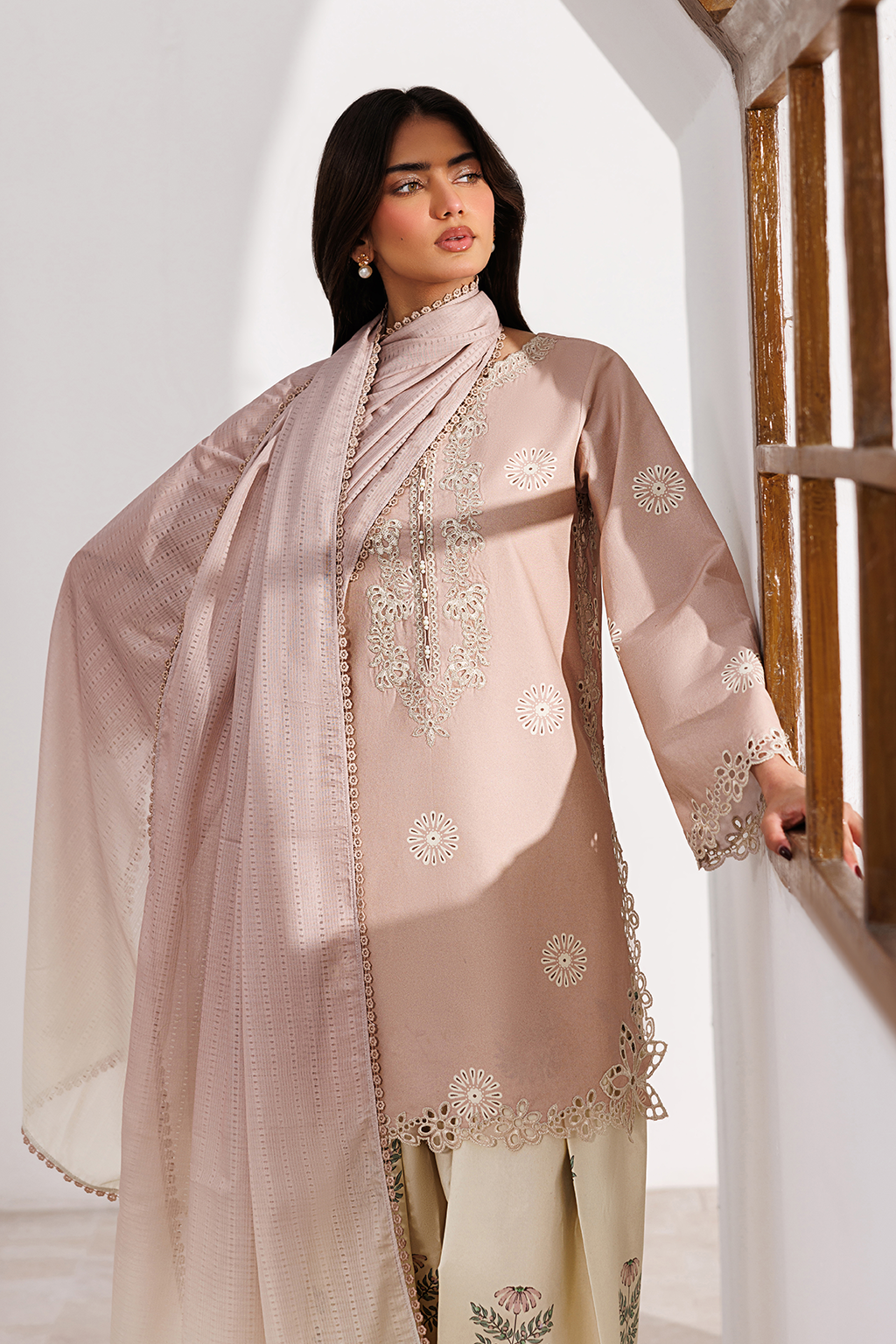 Iznik | Printed Lawn | UE-640