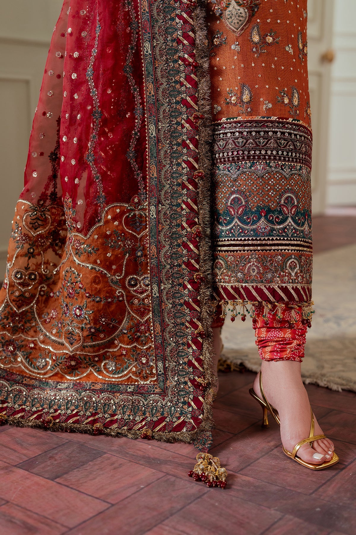 Baroque | EMBROIDERED NET | CH13-01