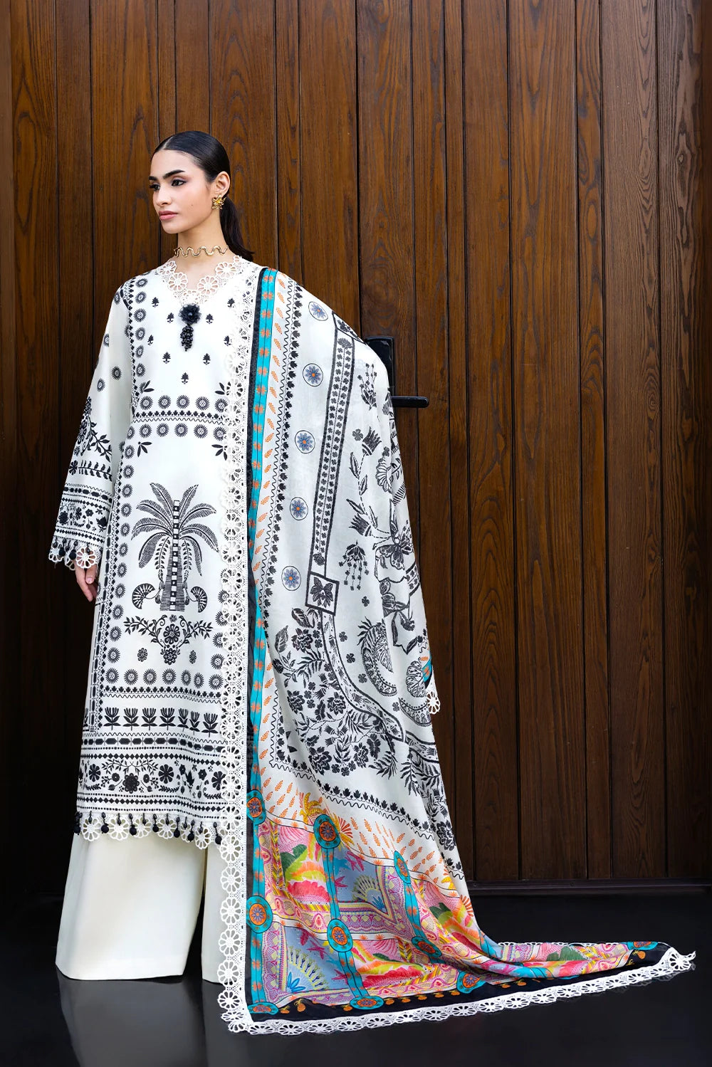Naqsh | The Breeze Edit Lawn | Crystal Aura