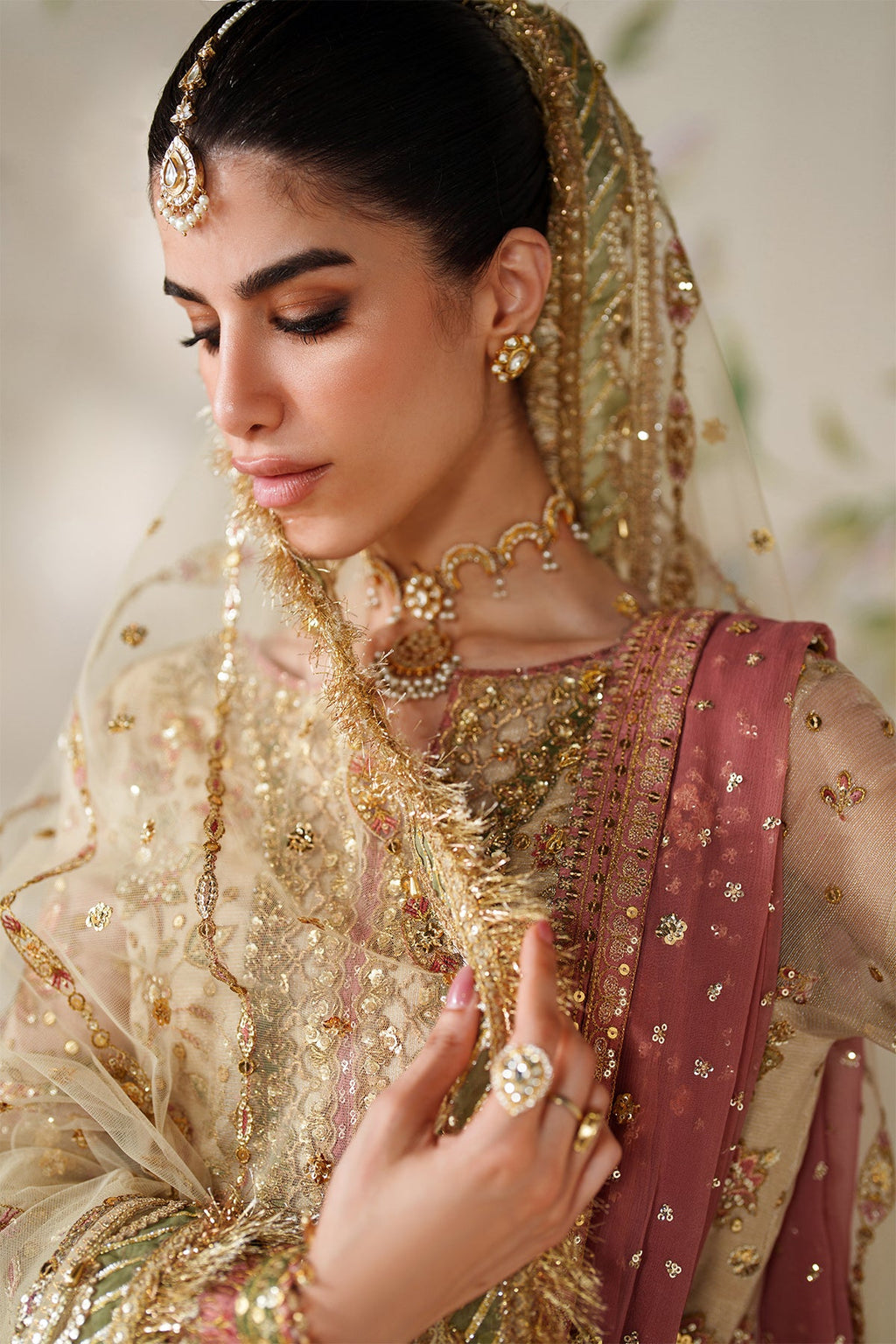 Baroque | EMBROIDERED NET | CH14-02