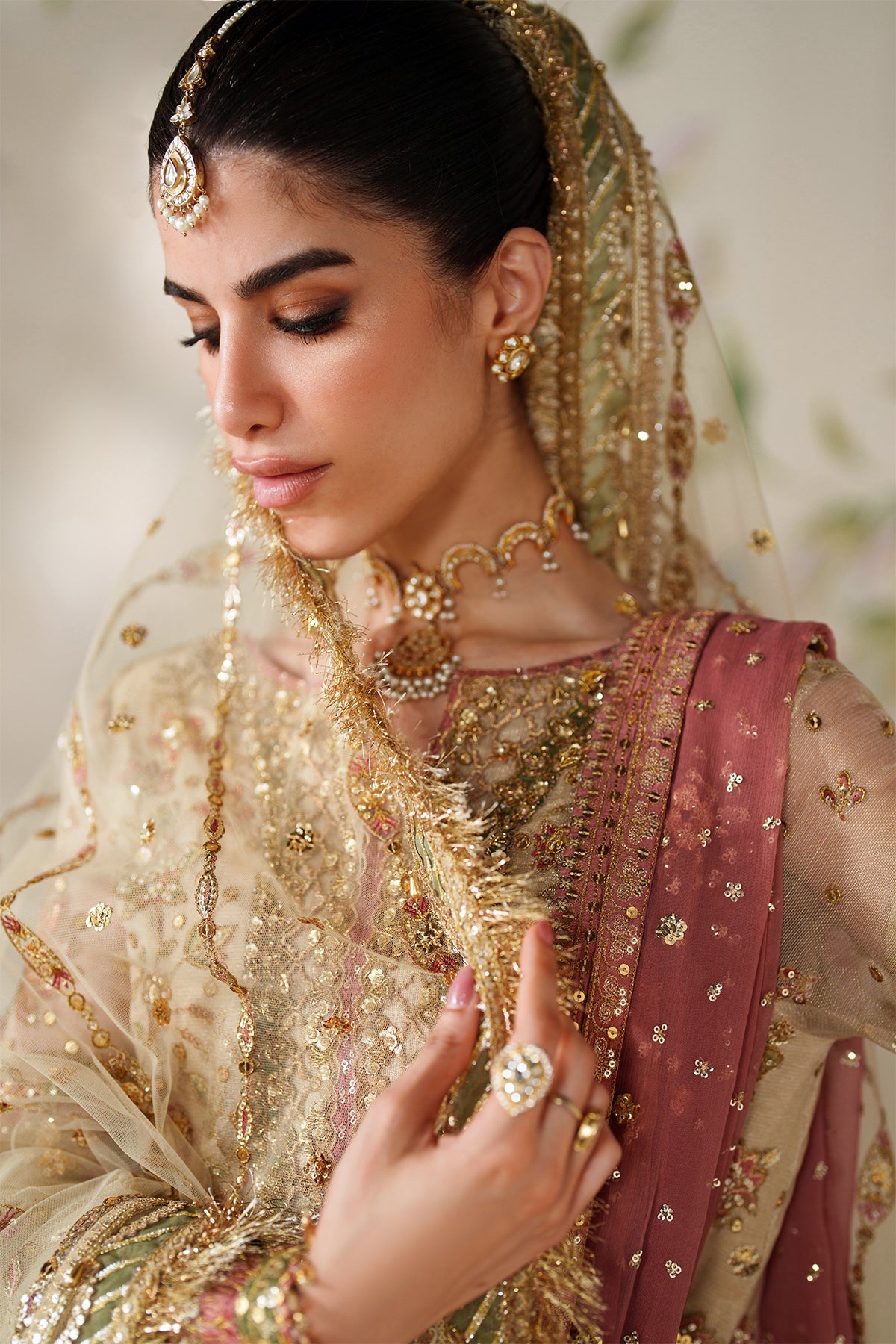Baroque | EMBROIDERED NET | CH14-02