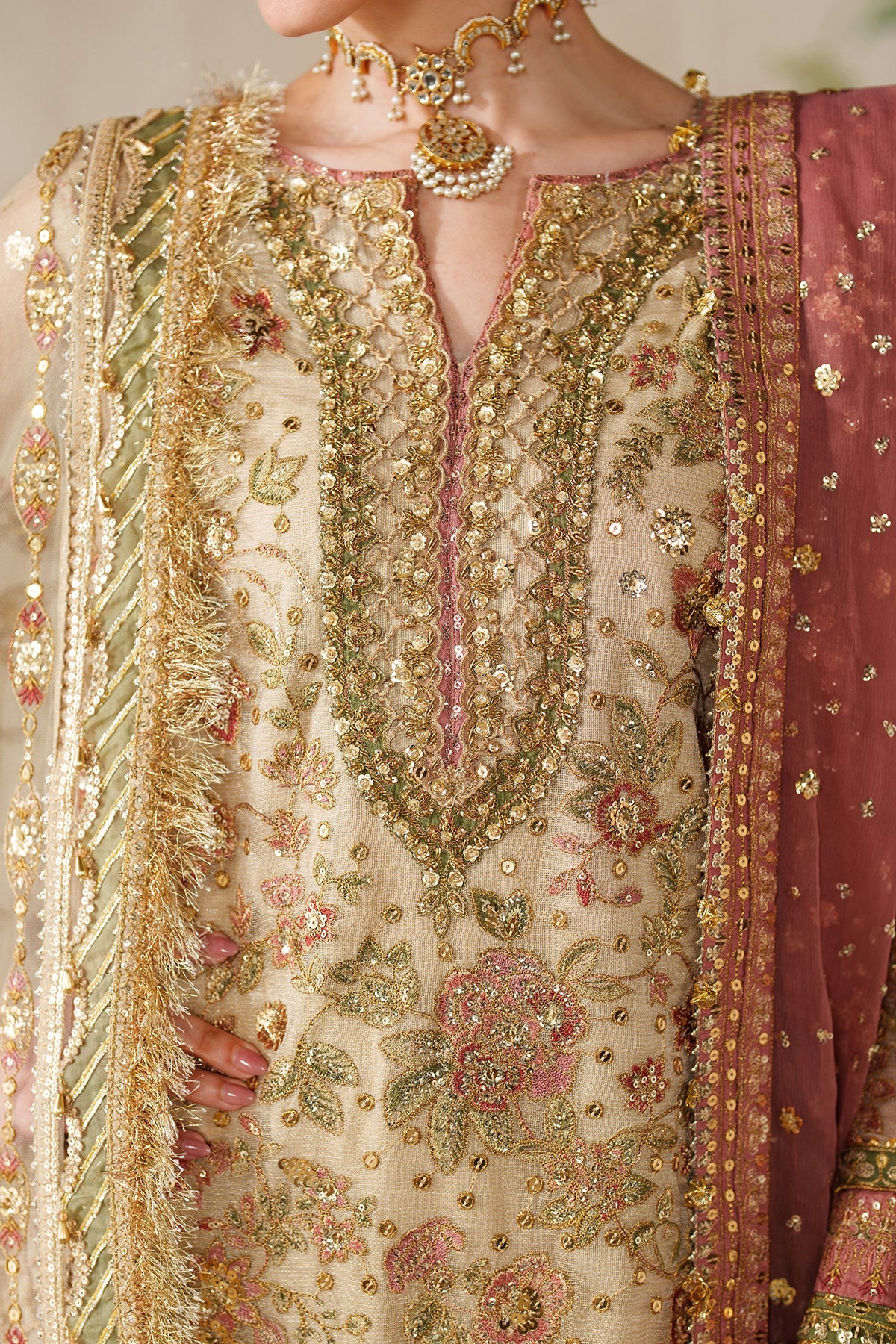 Baroque | EMBROIDERED NET | CH14-02