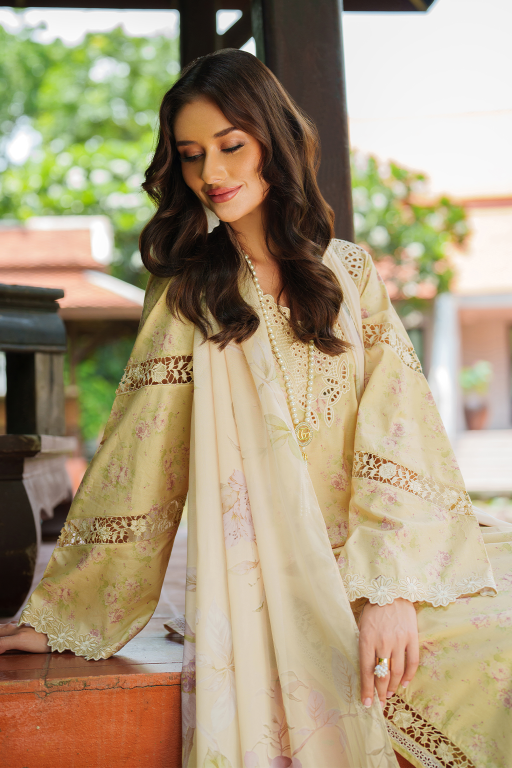Iznik | Exclusive Printed Lawn | UE-497