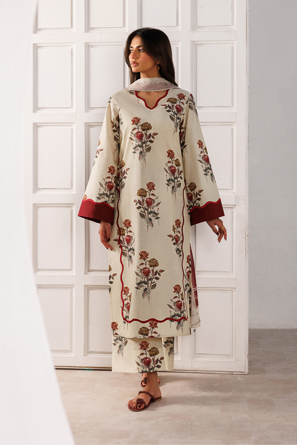 Iznik | Printed Lawn | UE-641