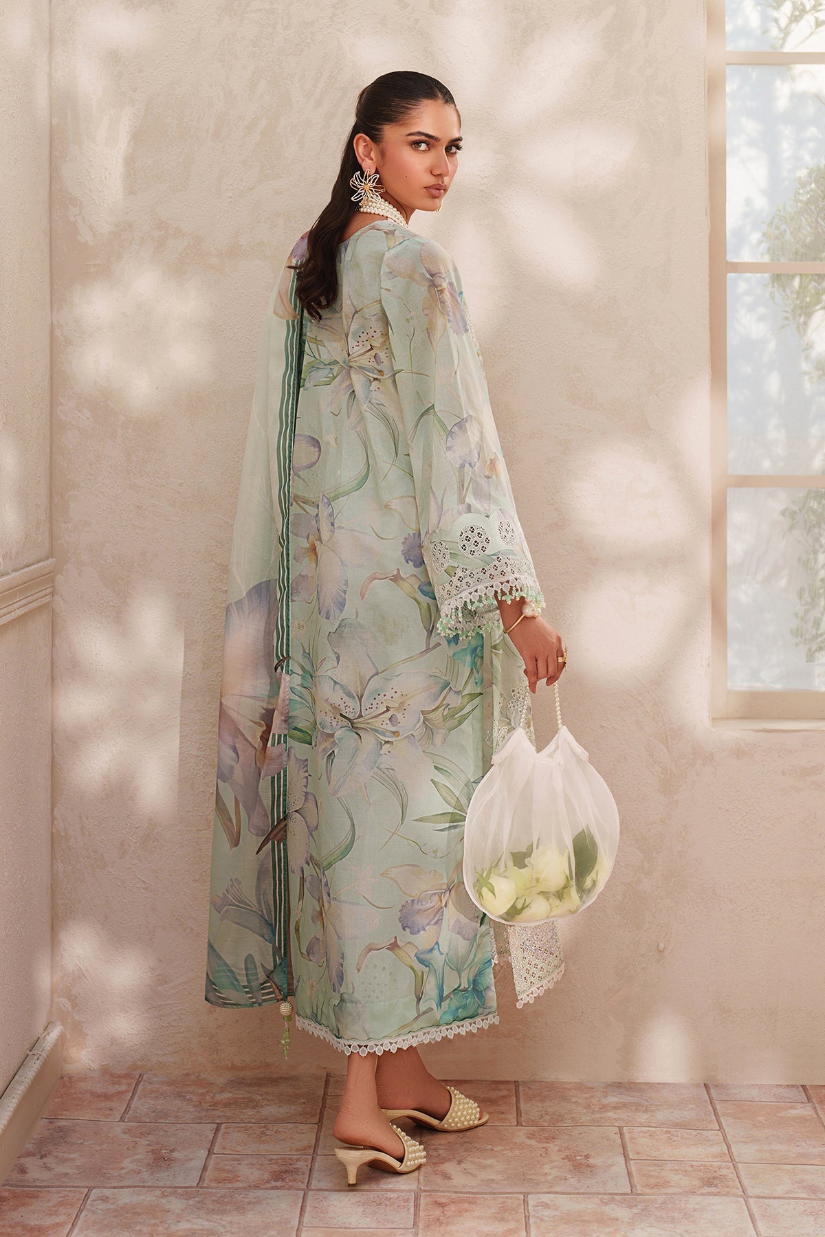 Baroque | Embroidered lawn | UF-4410