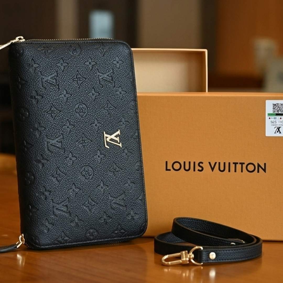 Louis Vuitton | Men Pouch | LV-02