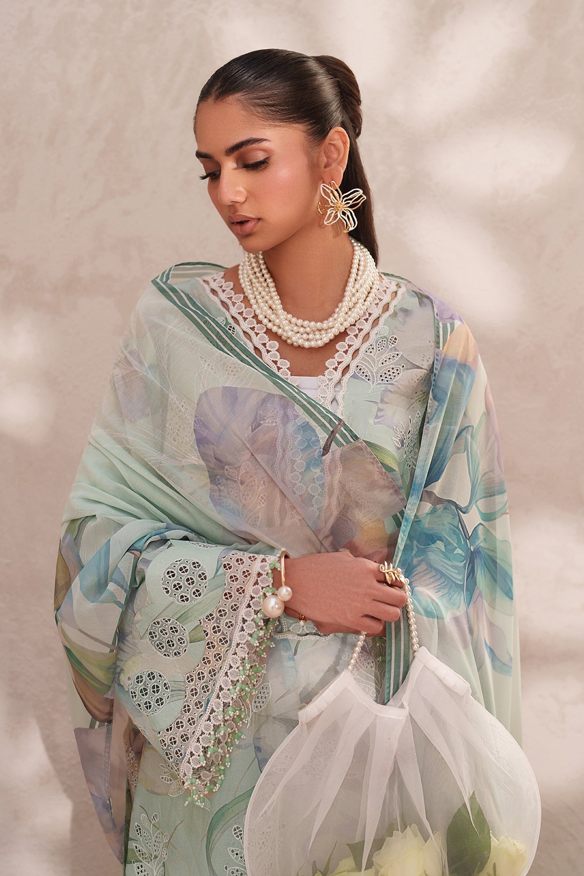 Baroque | Embroidered lawn | UF-4410