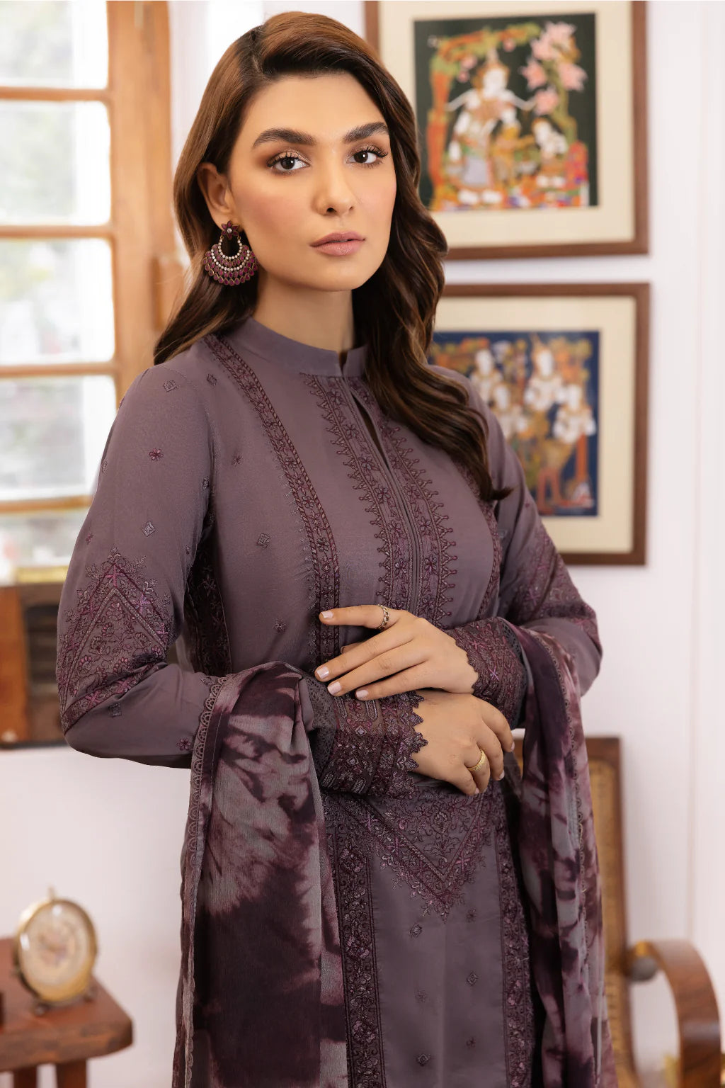 IZNIK | Dastan Lawn 23 | IDL-02 BAREEA