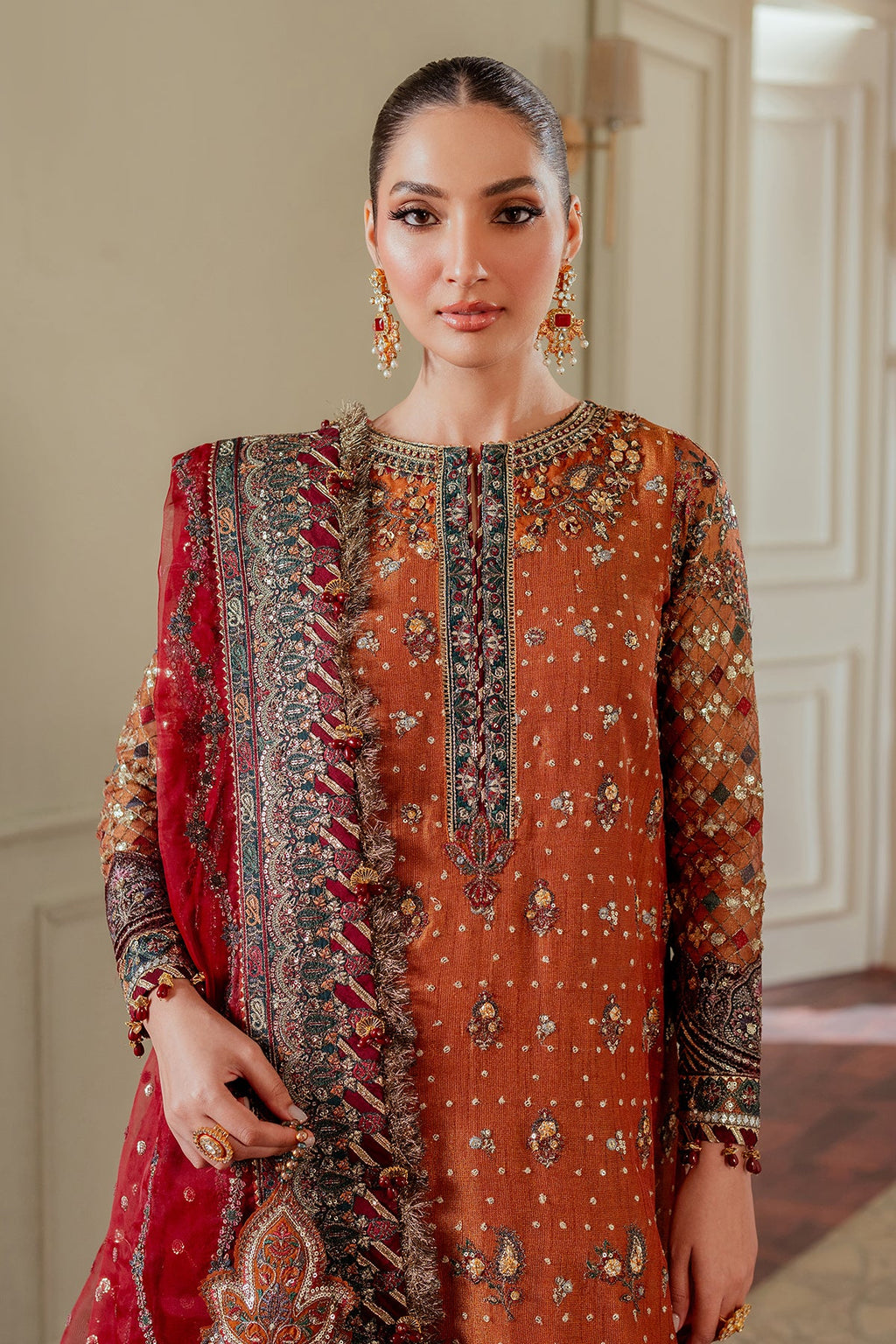 Baroque | EMBROIDERED NET | CH13-01