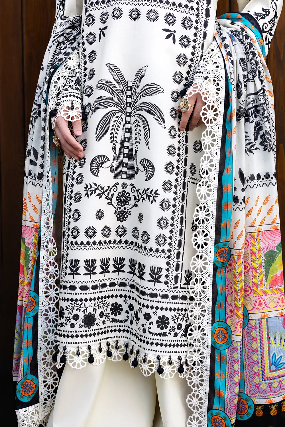 Naqsh | The Breeze Edit Lawn | Crystal Aura