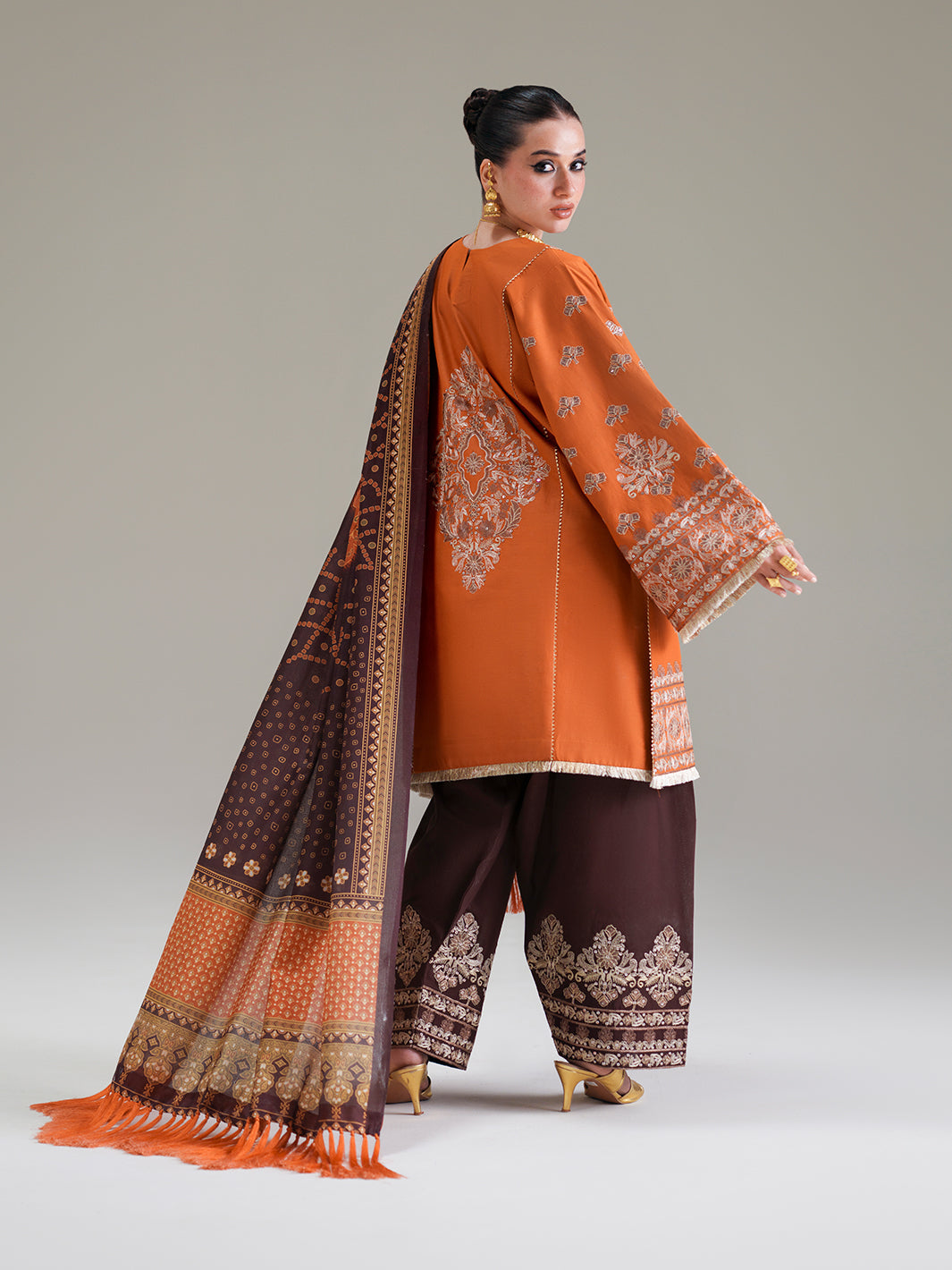 BIn ilyas | Amour Luxury Lawn '26 | 183-A