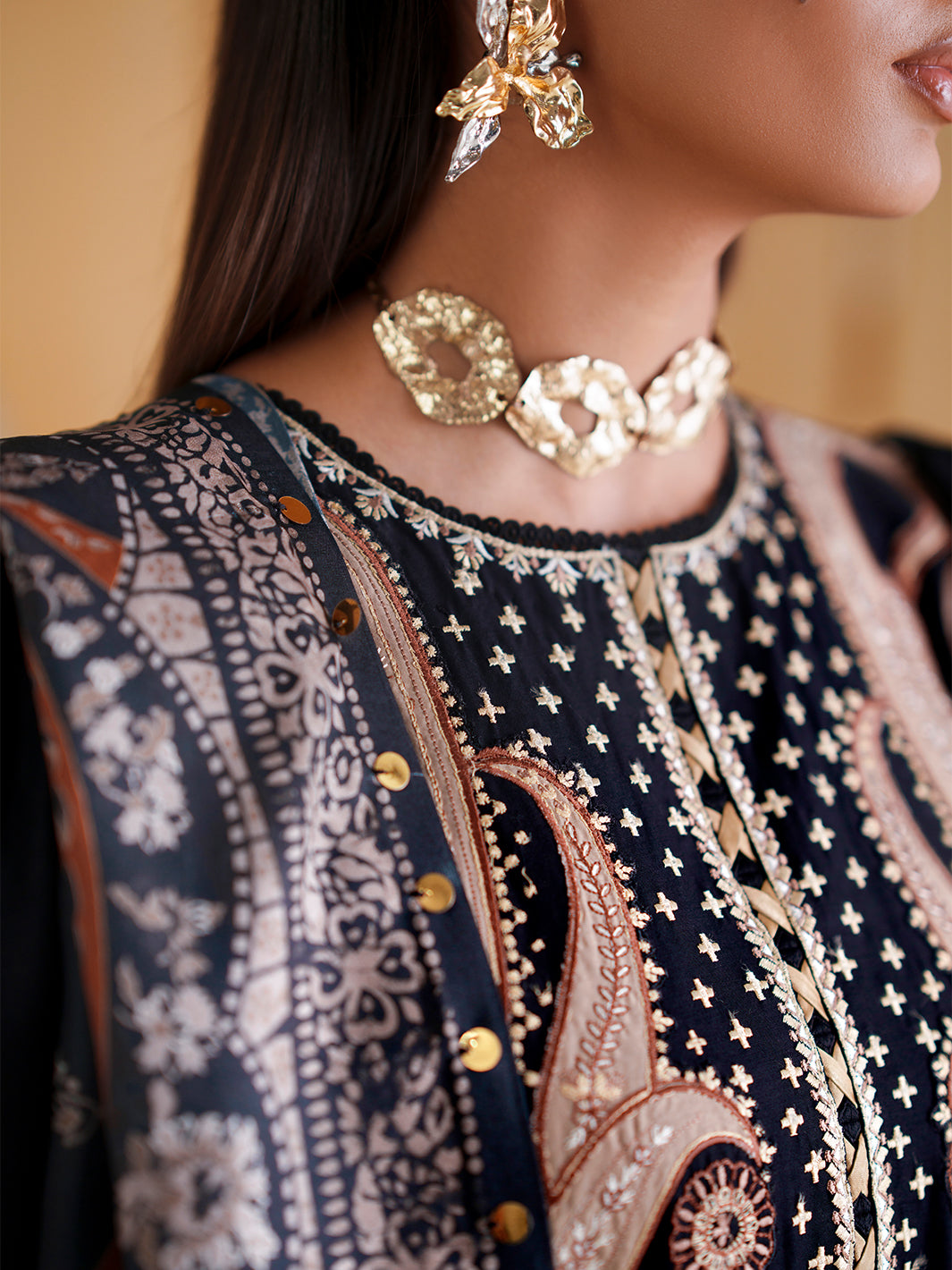 BIn ilyas | Amour Luxury Lawn '26 | 185-B