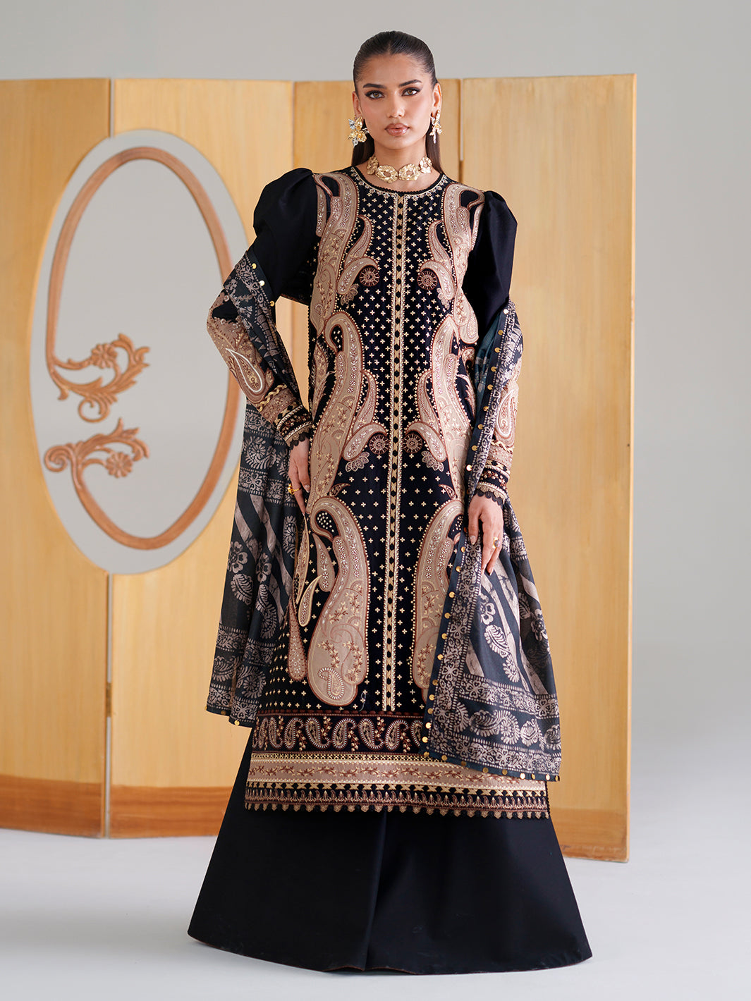 BIn ilyas | Amour Luxury Lawn '26 | 185-B