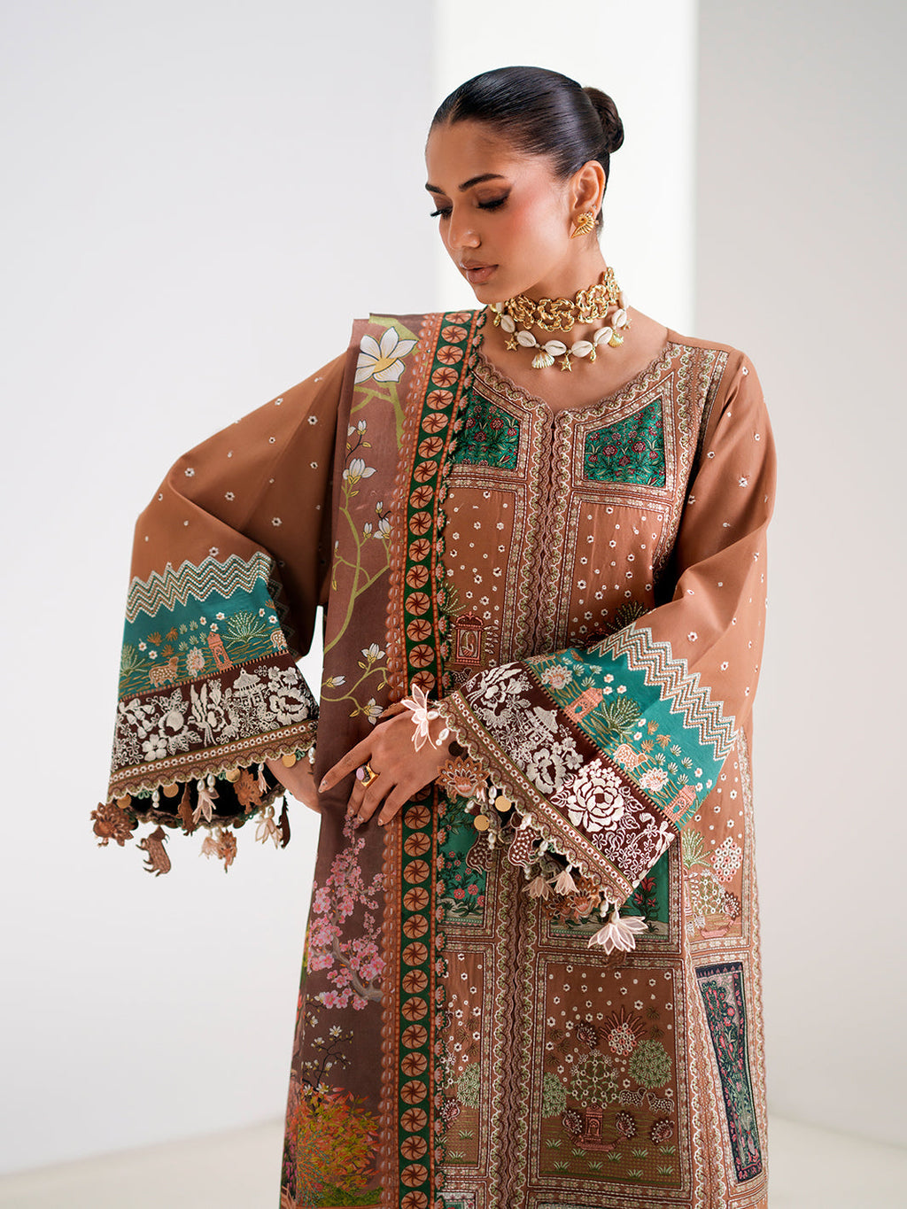 BIn ilyas | Amour Luxury Lawn '26 | 186-B