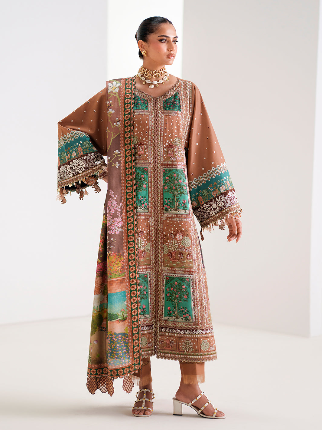 BIn ilyas | Amour Luxury Lawn '26 | 186-B