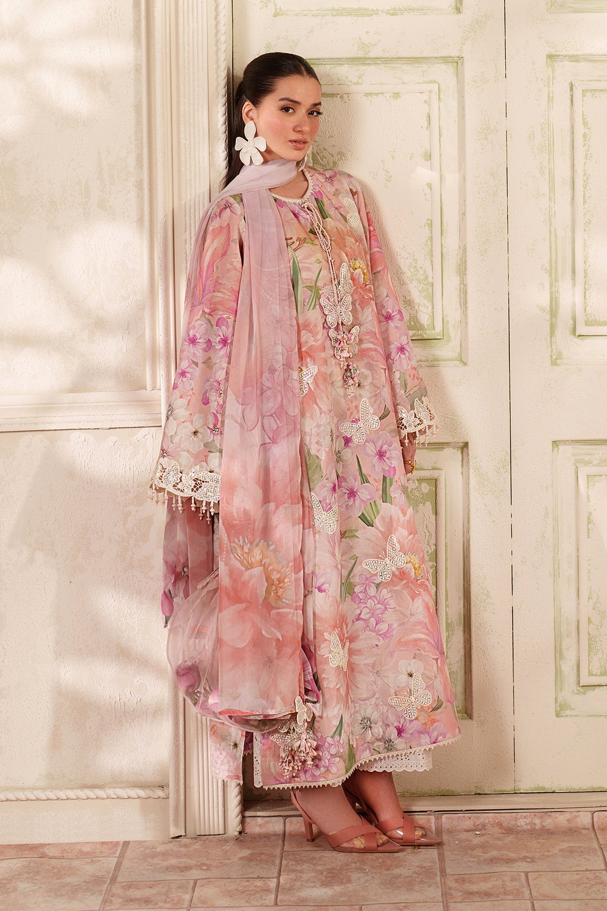 Baroque | Embroidered lawn | UF-4412