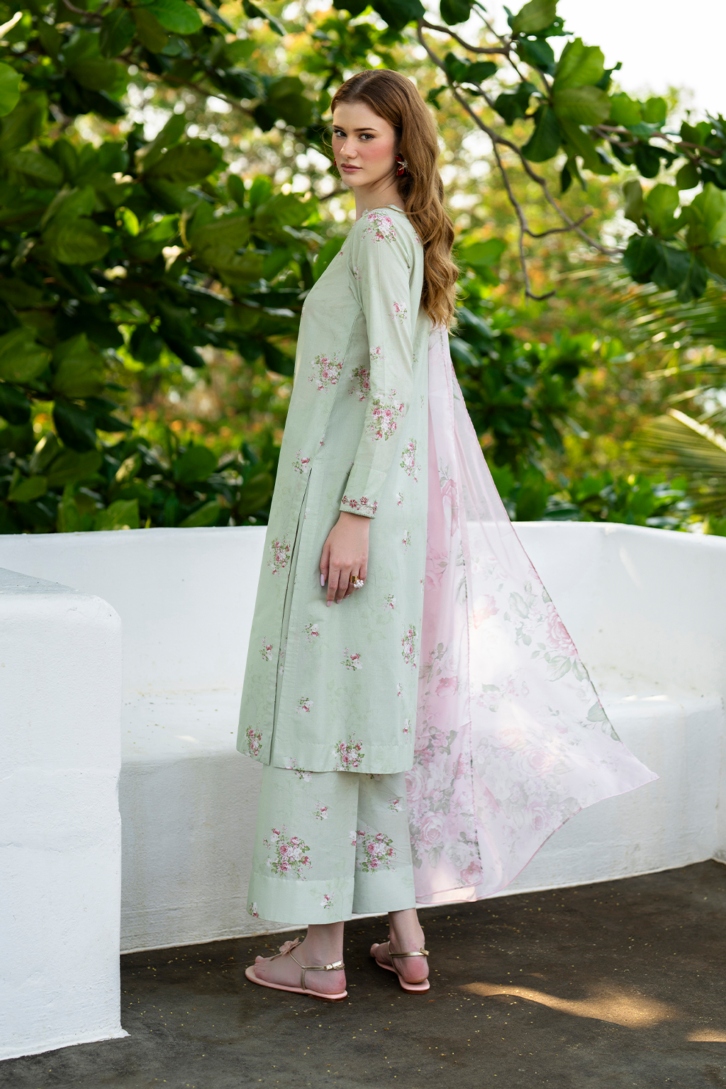 Iznik | Exclusive Printed Lawn | UE-487