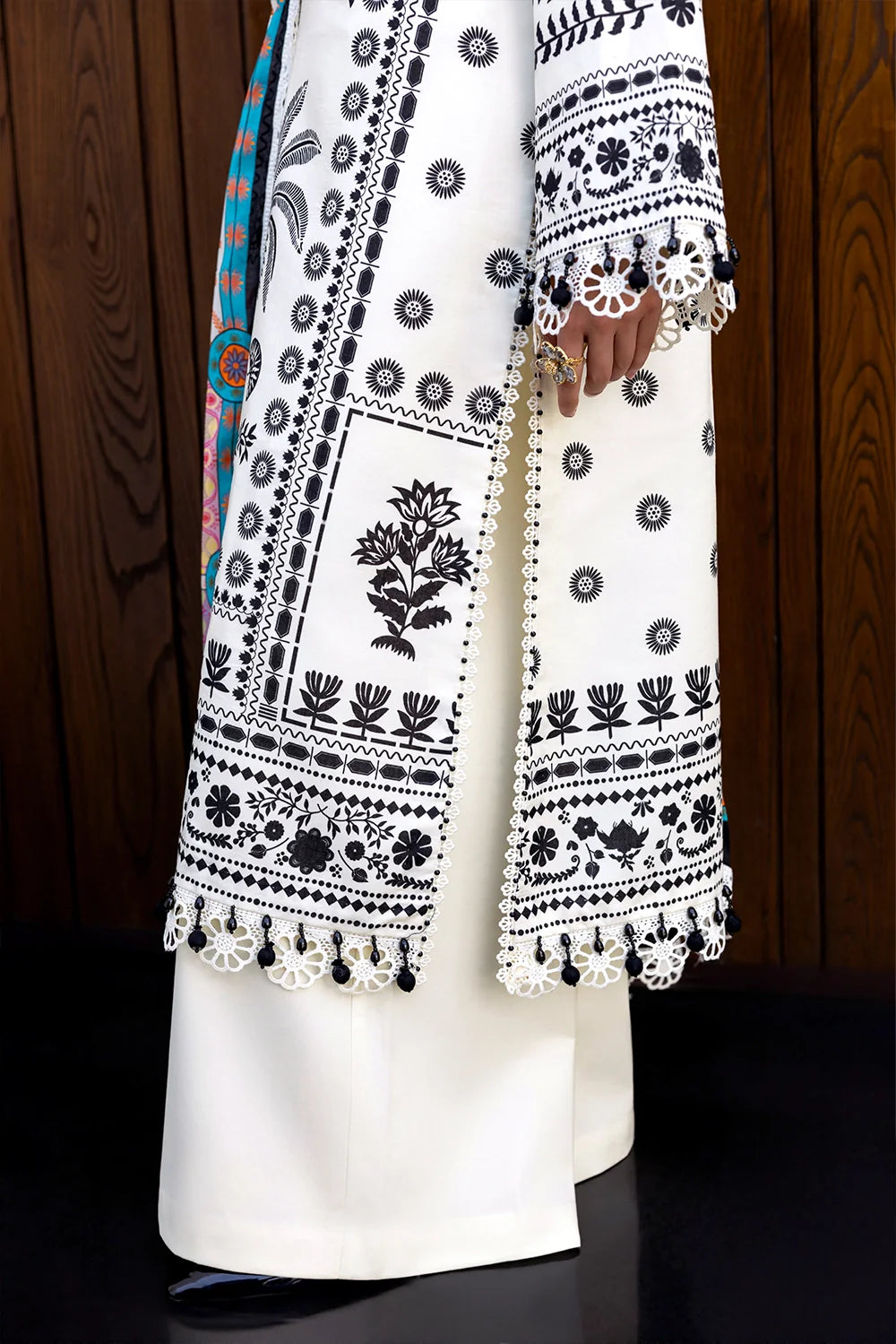 Naqsh | The Breeze Edit Lawn | Crystal Aura