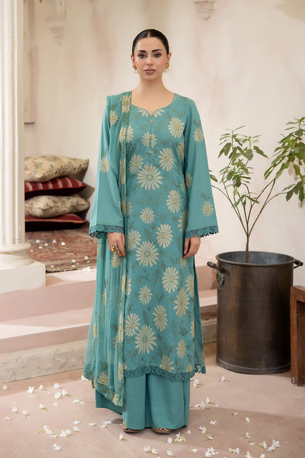Noor E Fajar | Beena Embroidered Karandi | KR-303