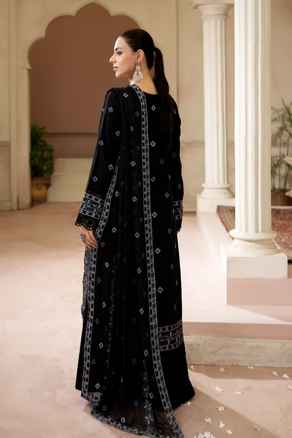Noor E Fajar | Beena Embroidered Karandi | KR-306