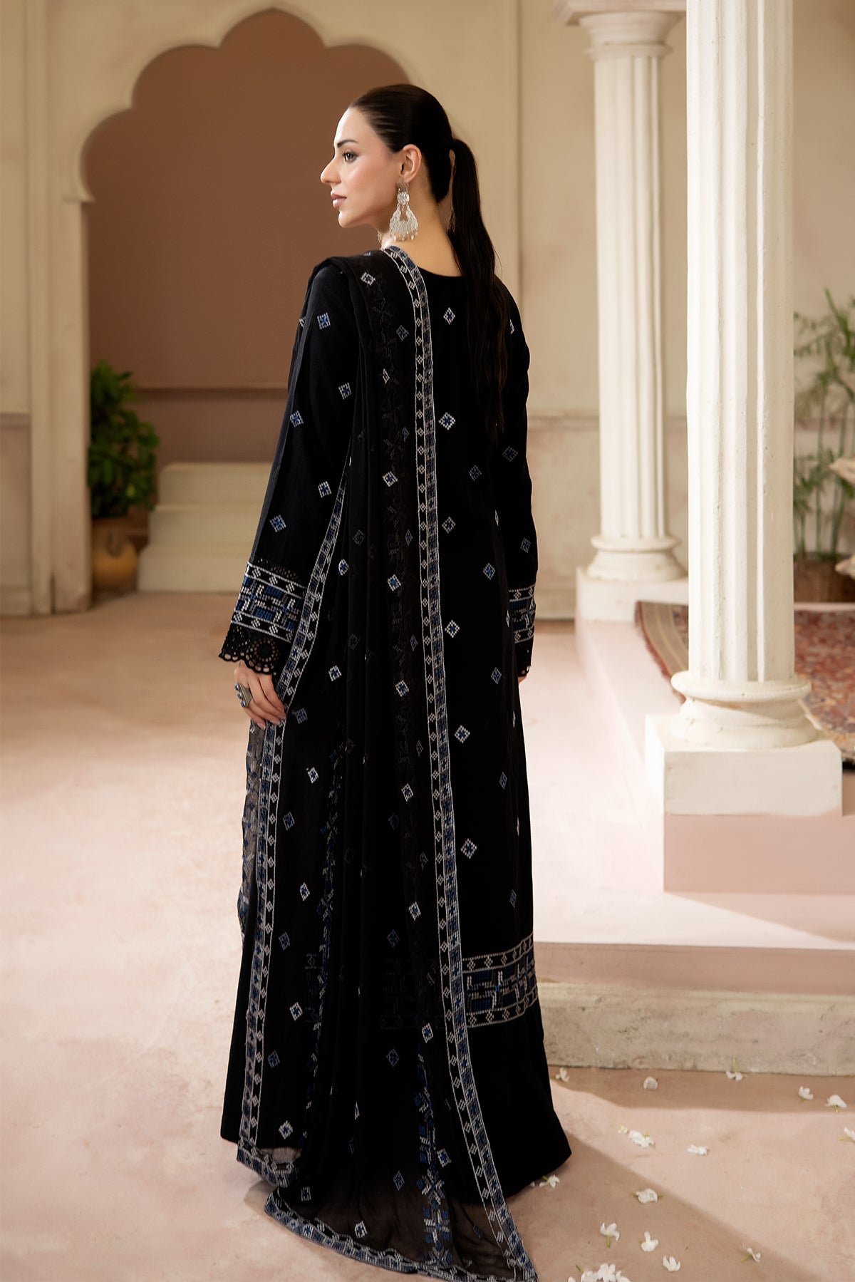 Noor E Fajar | Beena Embroidered Karandi | KR-306